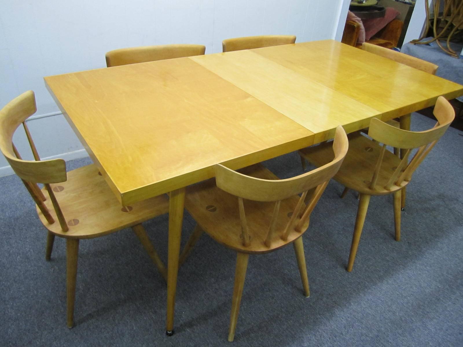 Table de salle à manger à rallonge en érable signée Paul McCobb, deux rallonges, mi-siècle moderne en vente 3