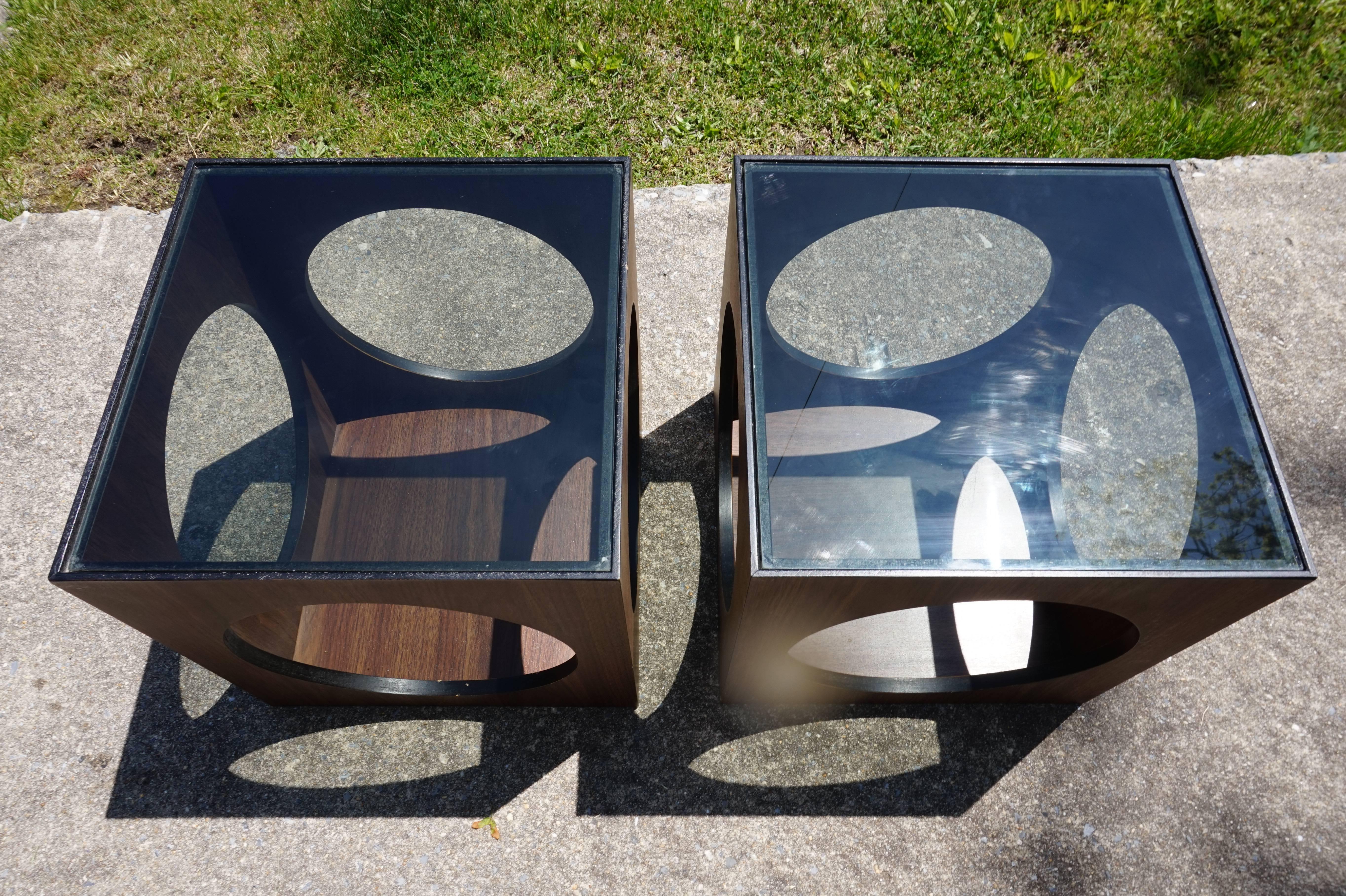 Super cool pair of Lane walnut cube tables with clear glass inserts.