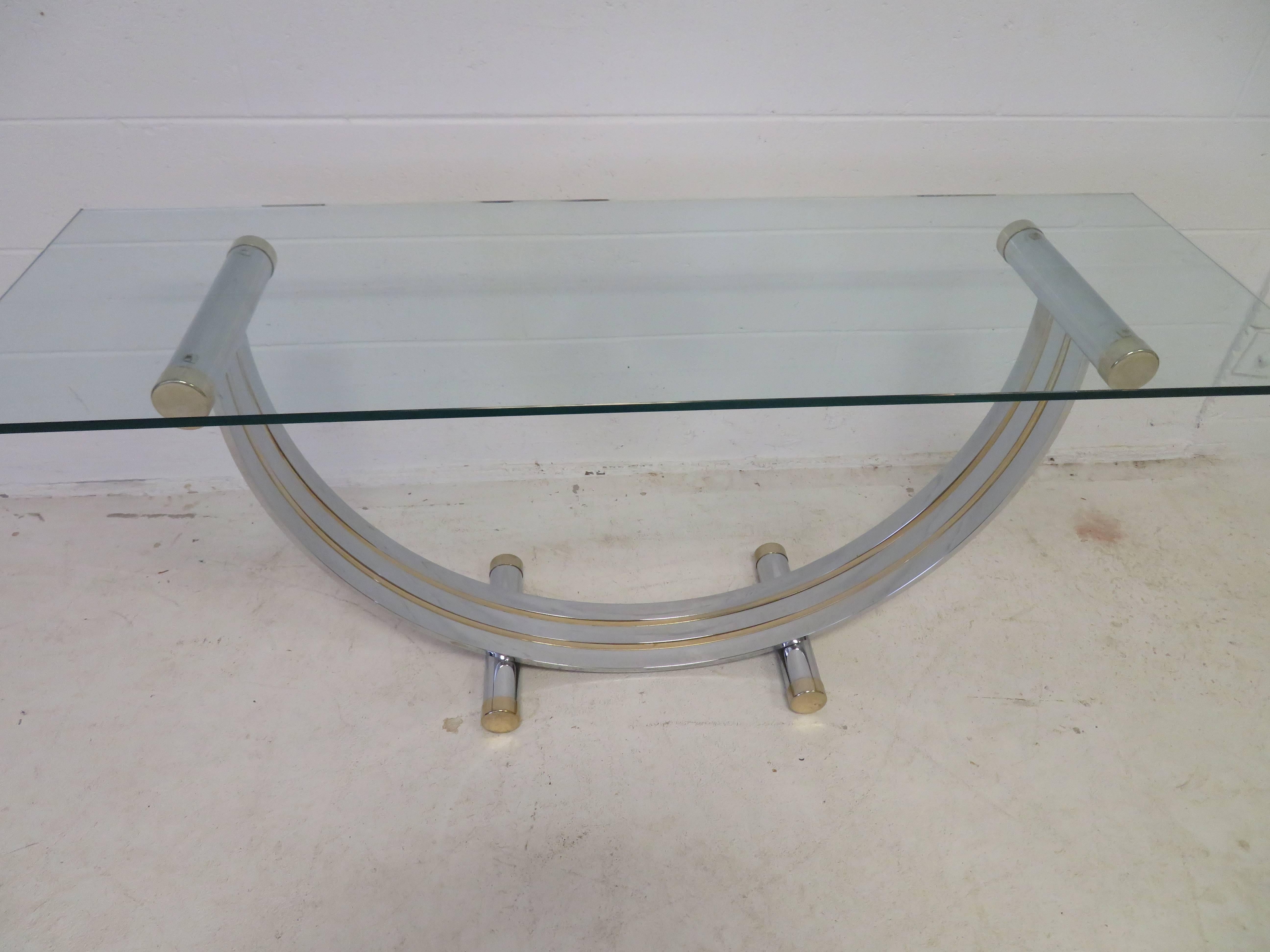 Laiton Ravissante table console en forme de U en laiton chromé Romeo Rega, mi-siècle moderne en vente