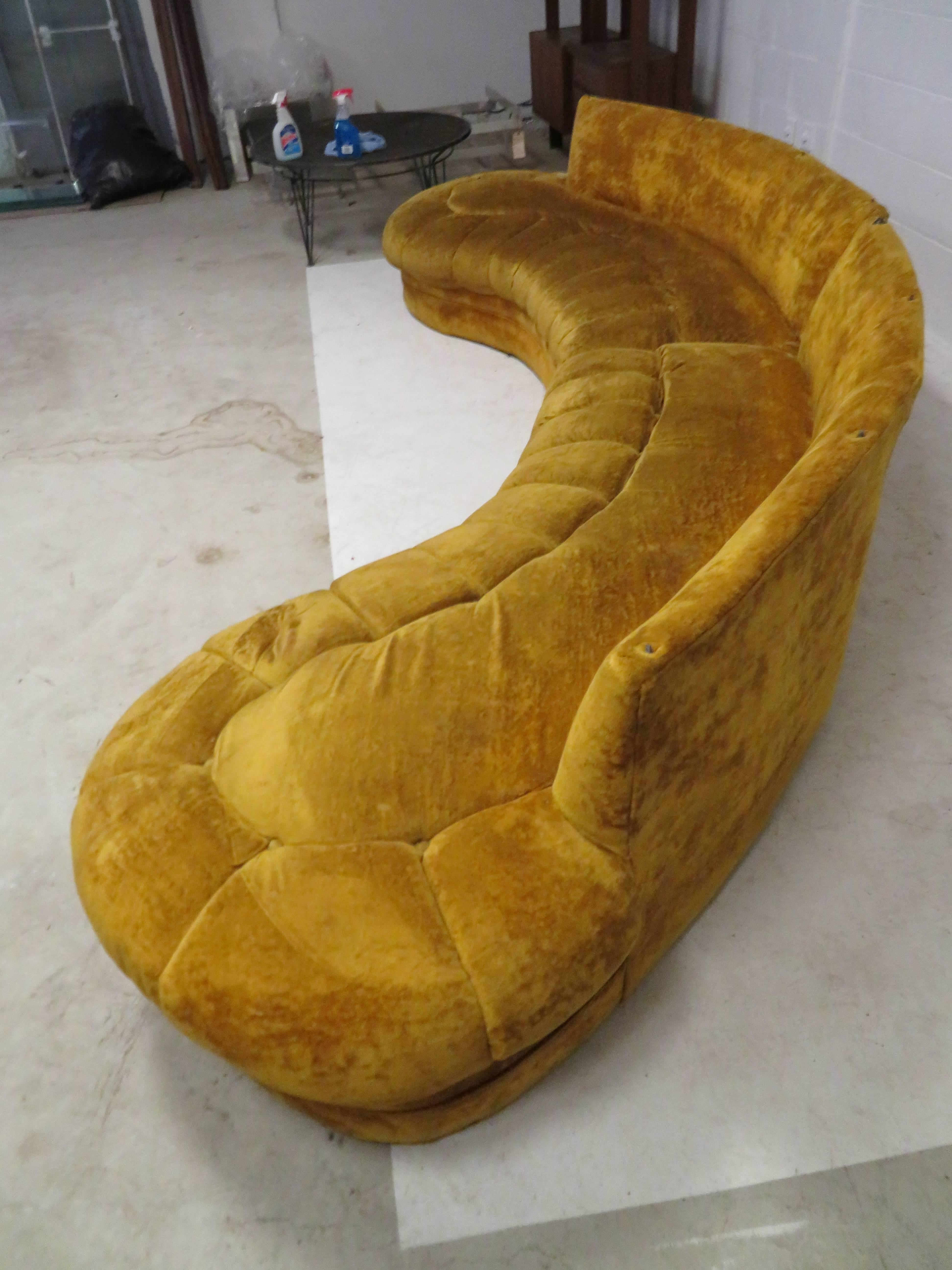 Mid-20th Century Gorgeous Curved Serpentine Two-Piece Adrian Pearsall Style Sectional Sofa