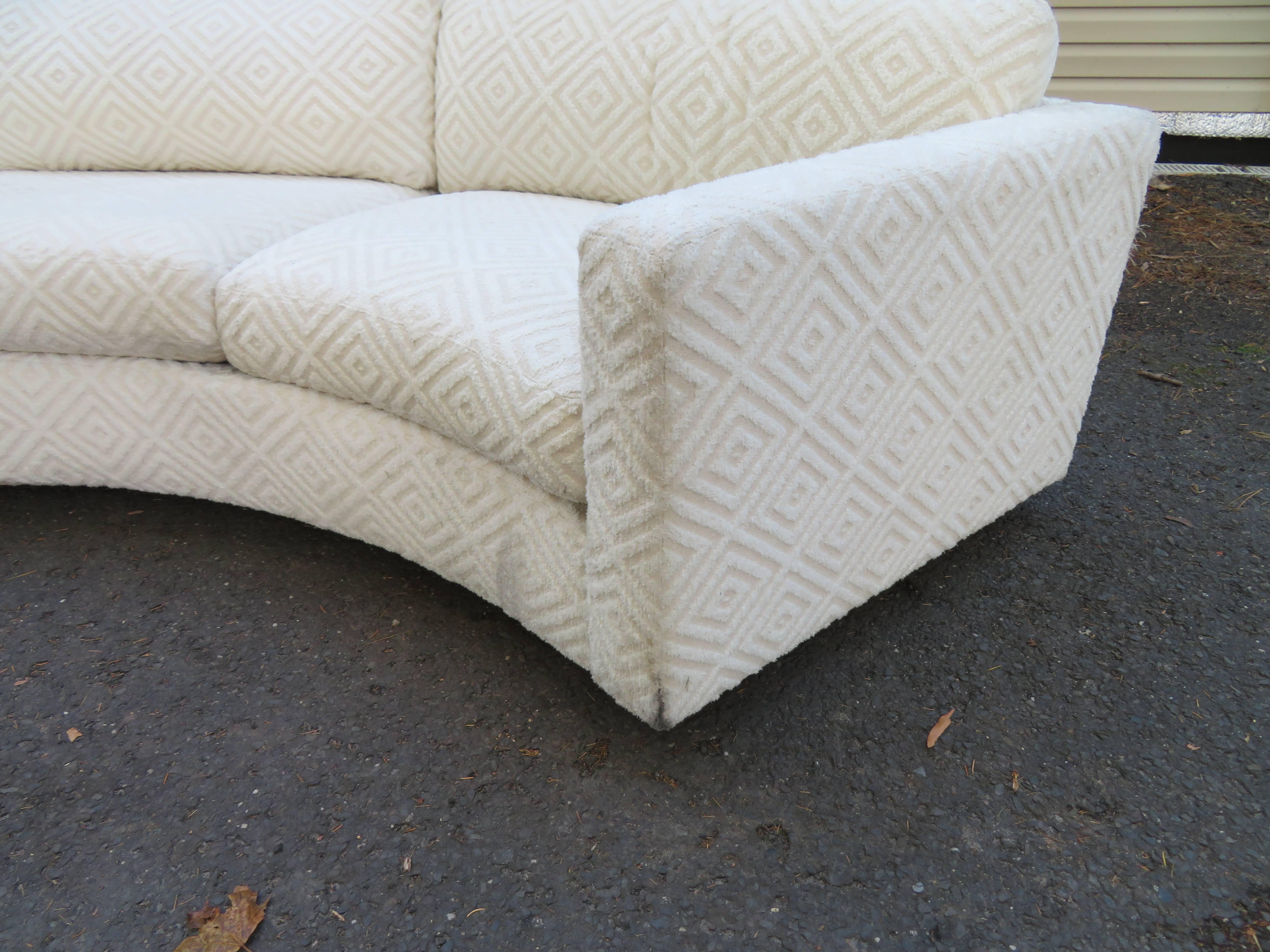 Fabulous Two-Piece Milo Baughman Circular Sectional Sofa, Mid-Century Curved In Good Condition In Pemberton, NJ