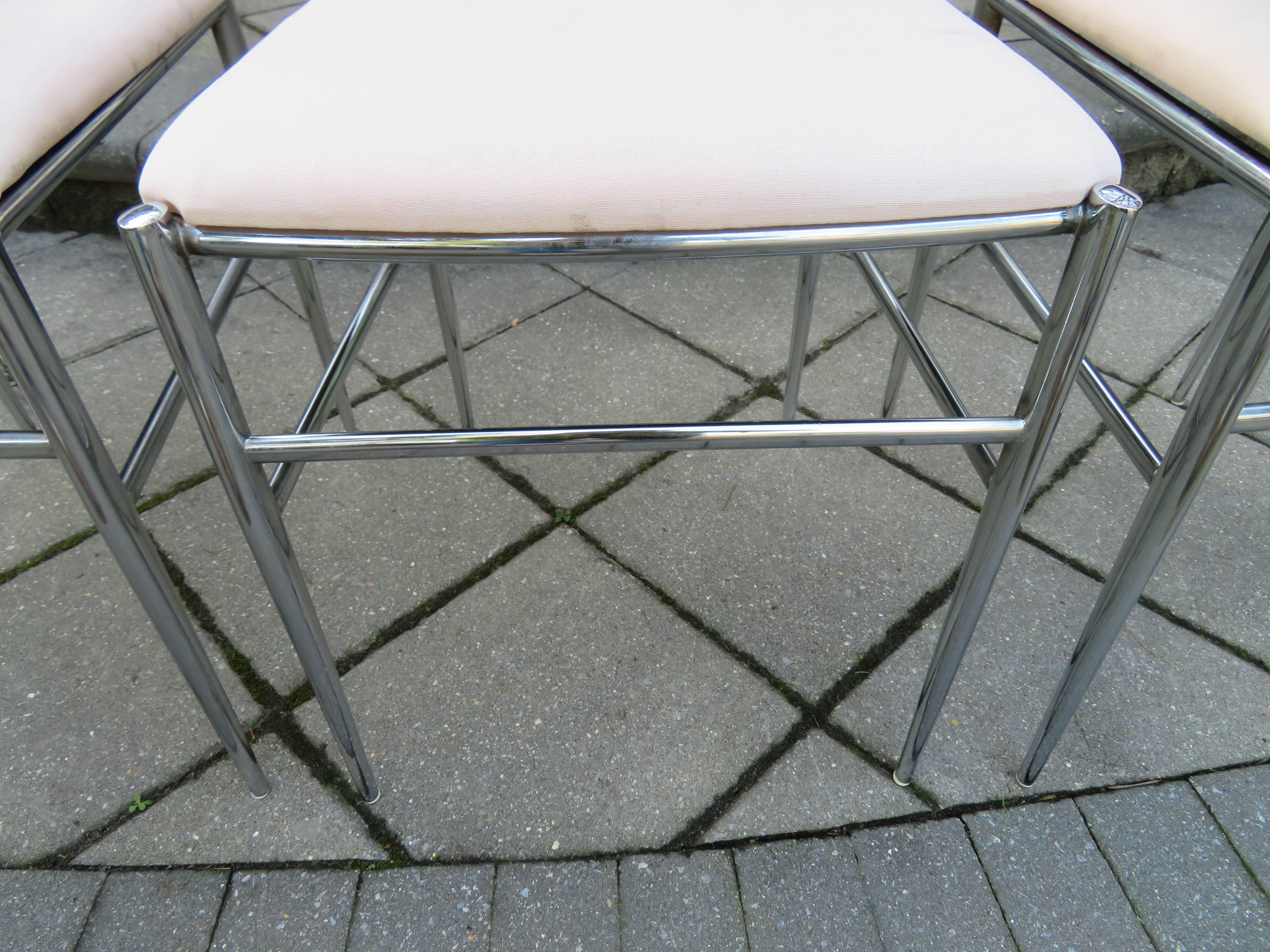 Mid-Century Modern Six Chrome Ladder Back Dining Chairs in the Style of Gio Ponti Mid-Century, Set For Sale