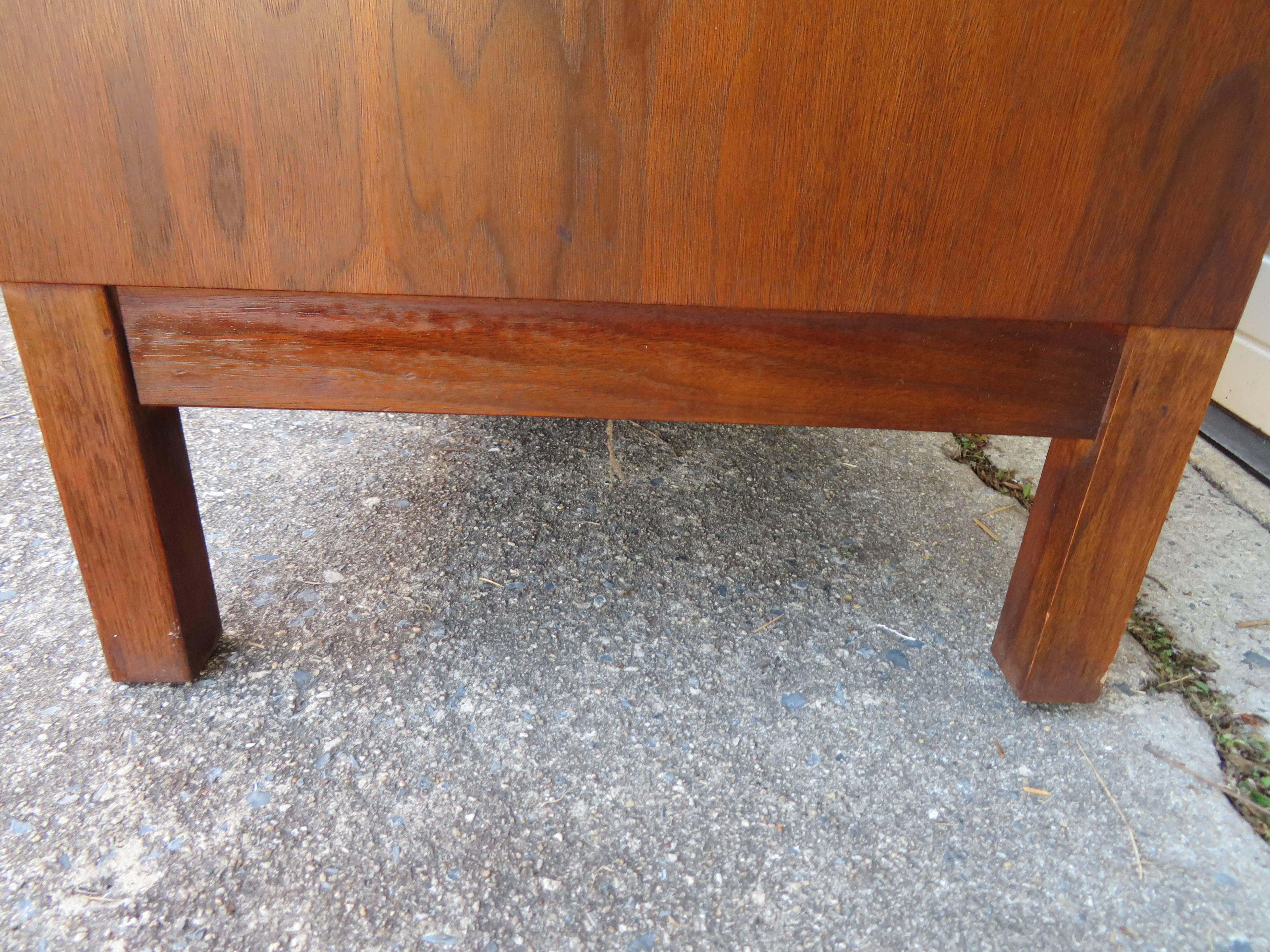 Late 20th Century Handsome American of Martinsville Walnut Rosewood Credenza Mid-Century Modern