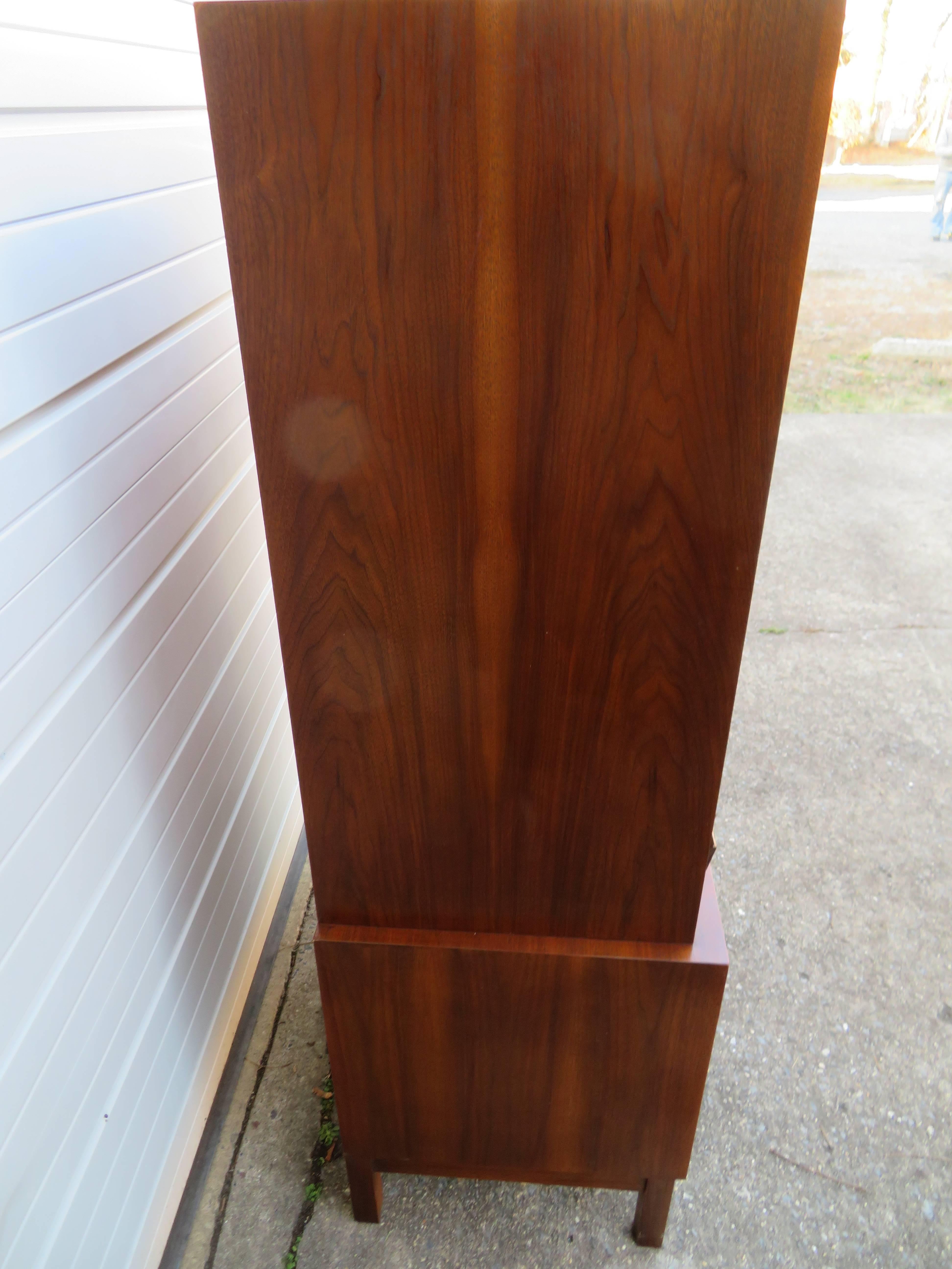 Mid-Century Modern Handsome American of Martinsville Tall Walnut Rosewood Dresser Chest of Drawers For Sale
