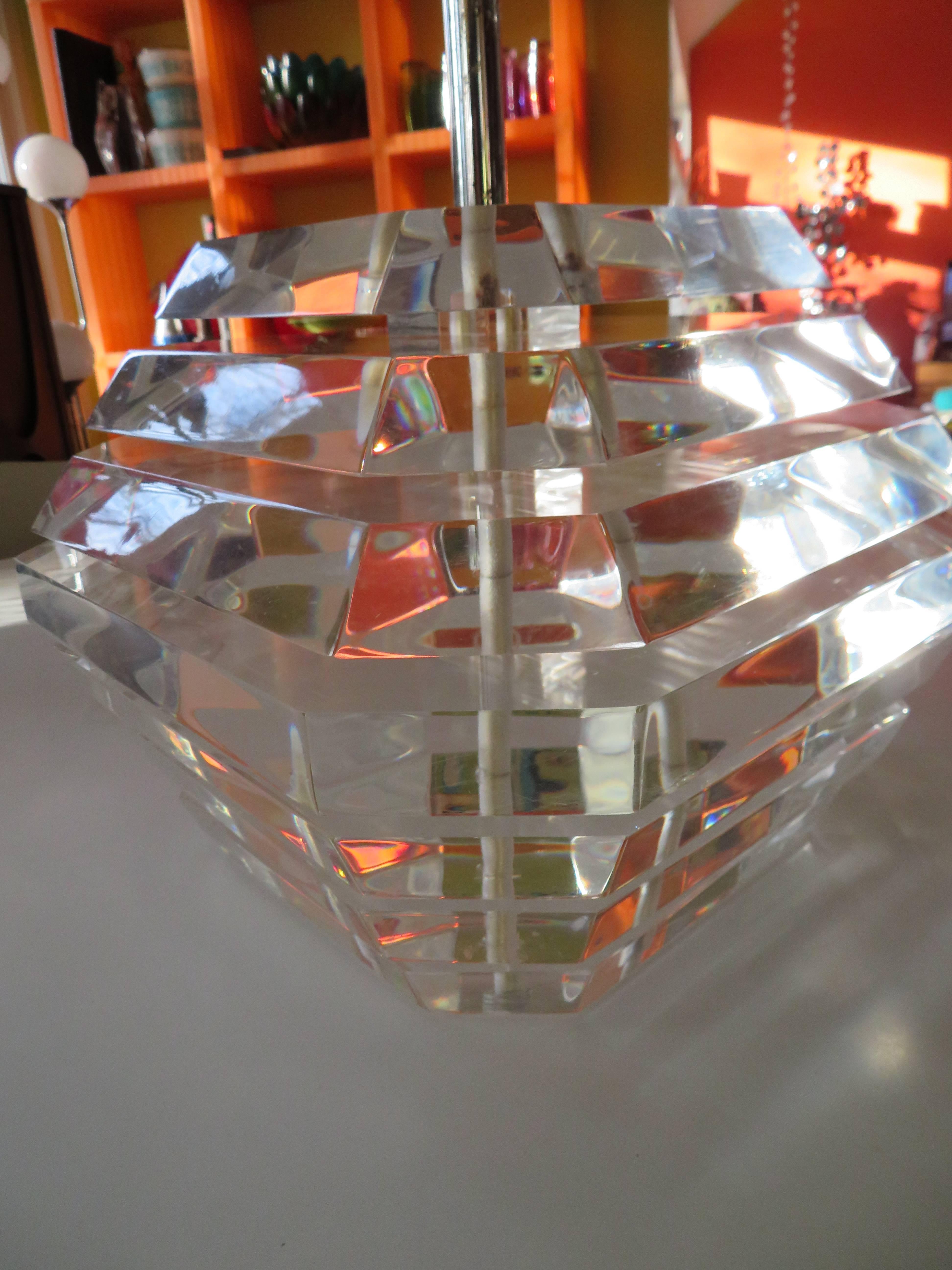 Wunderschöne gestapelte Lucite-Lampe von George Bullio im Angebot 4