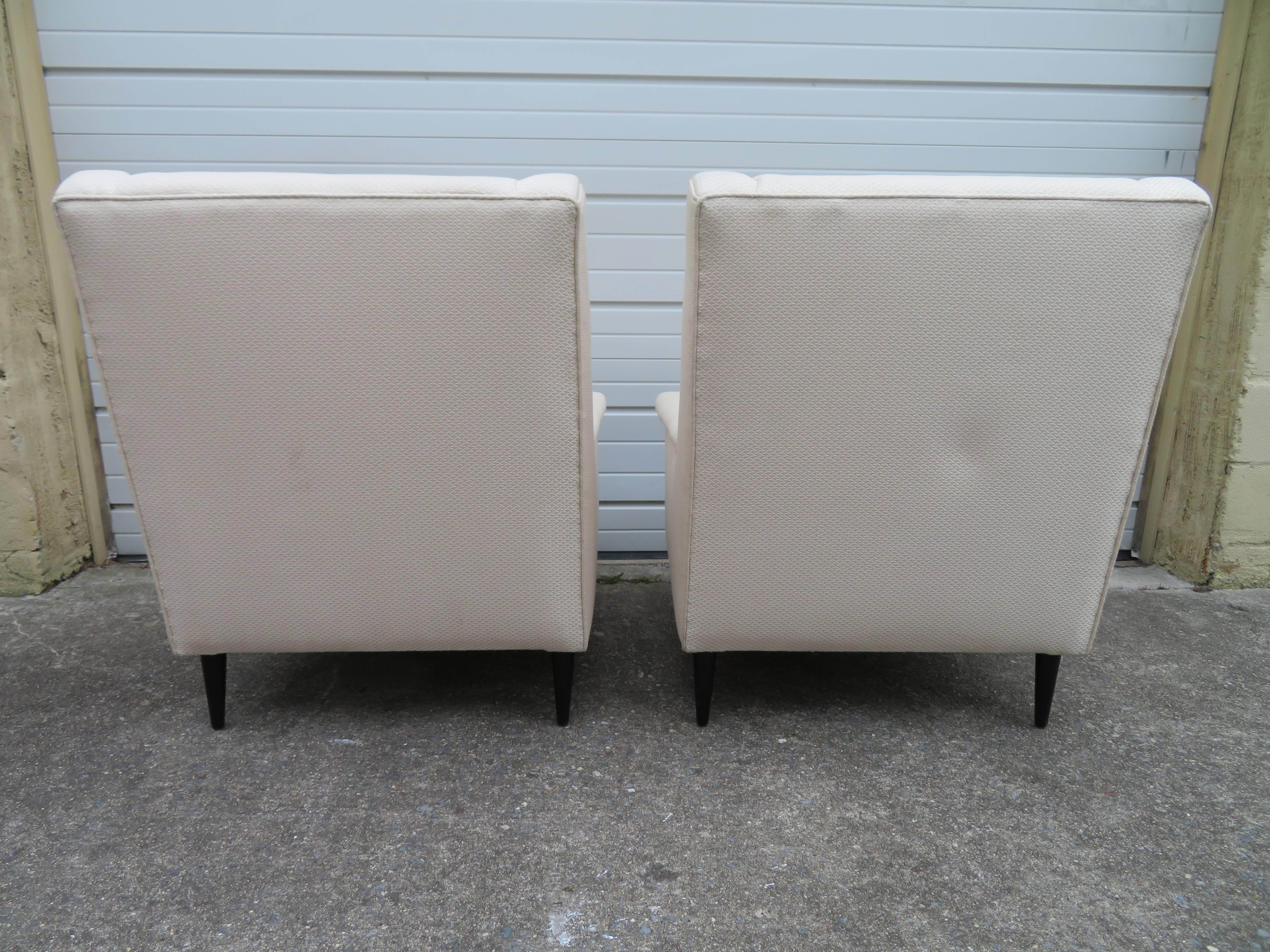 American Gorgeous Pair of Harvey Probber Style Lounge Chairs, Mid-Century Modern For Sale