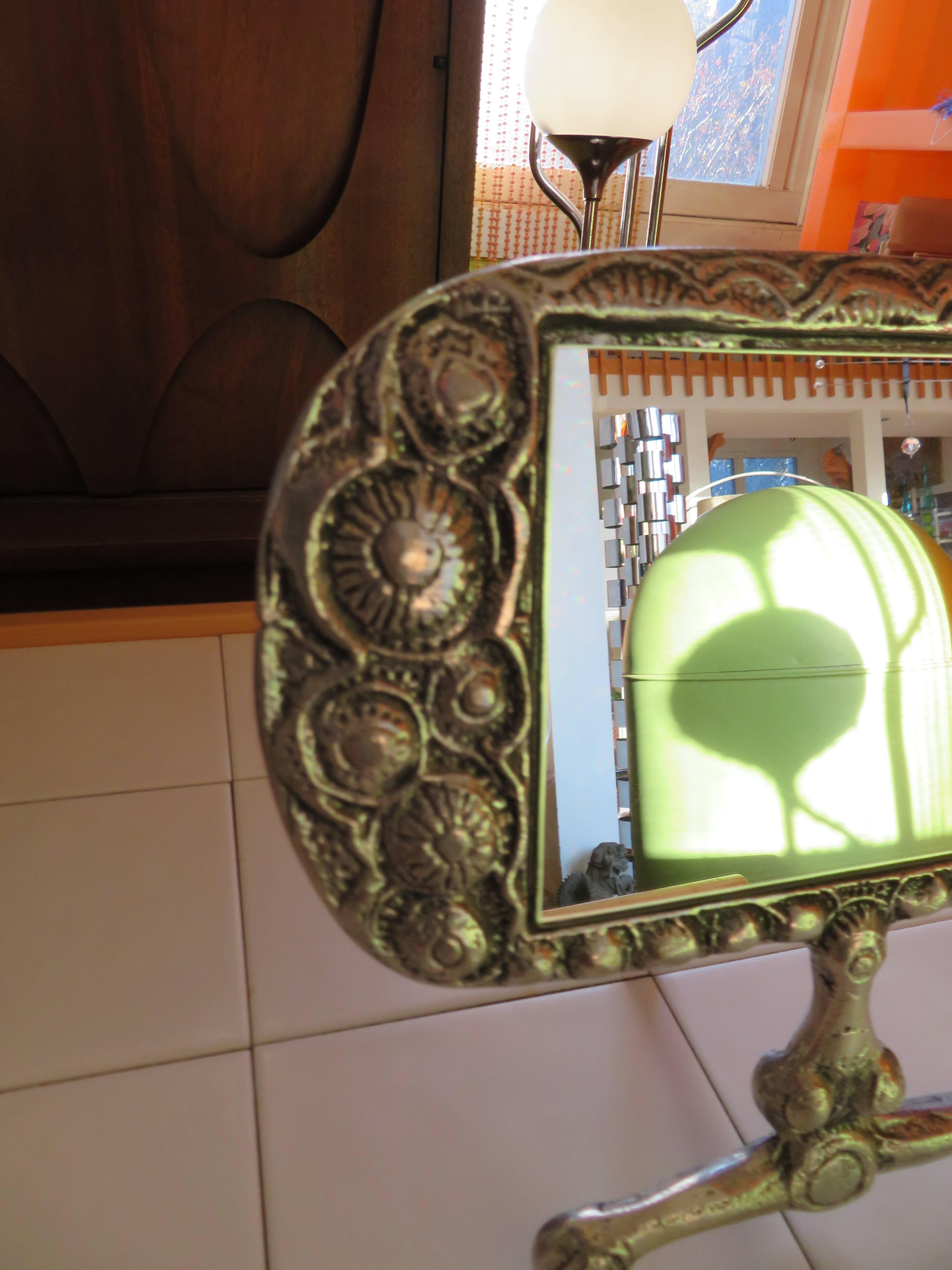 mirror with duck feet
