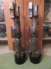 Pair of Tall Sculptural Bronze Brutalist Table Lamp, Maurizio Tempestini Laurel