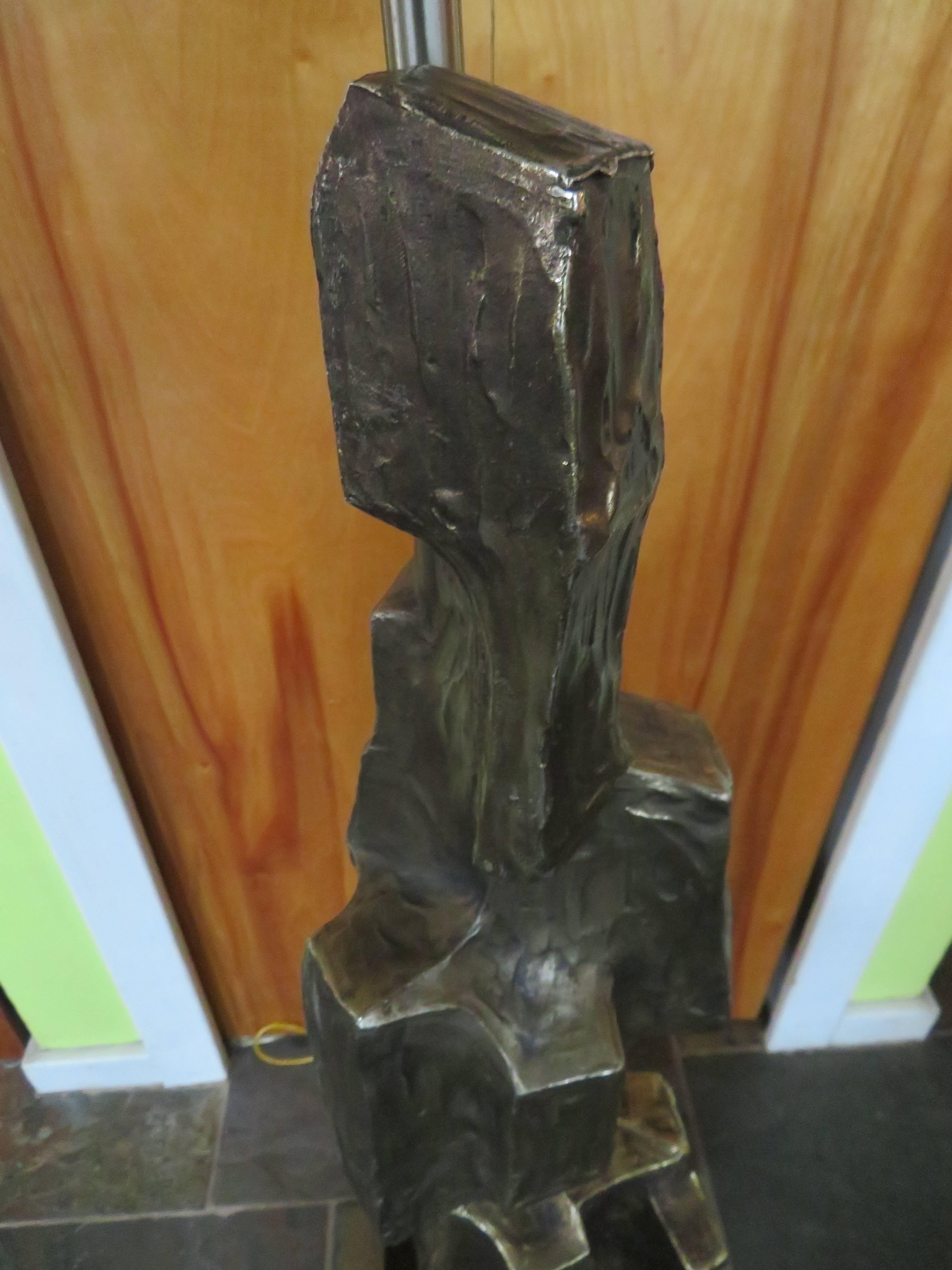 Cast Tall Sculptural Bronze Brutalist Table Lamp, Maurizio Tempestini Laurel