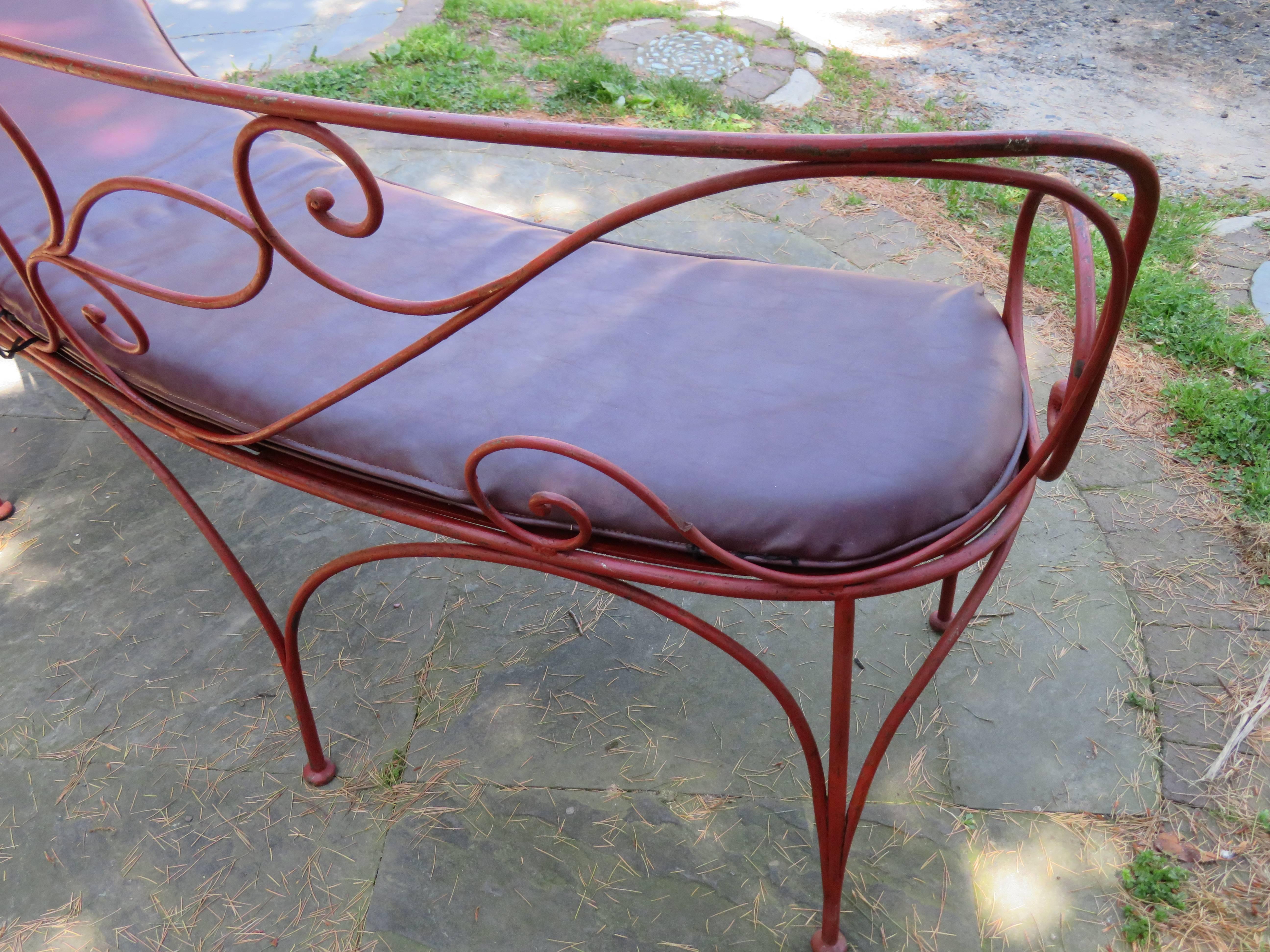 Mid-20th Century Charming Curved Scrolled Iron Garden Patio Bench, Mid-Century Modern