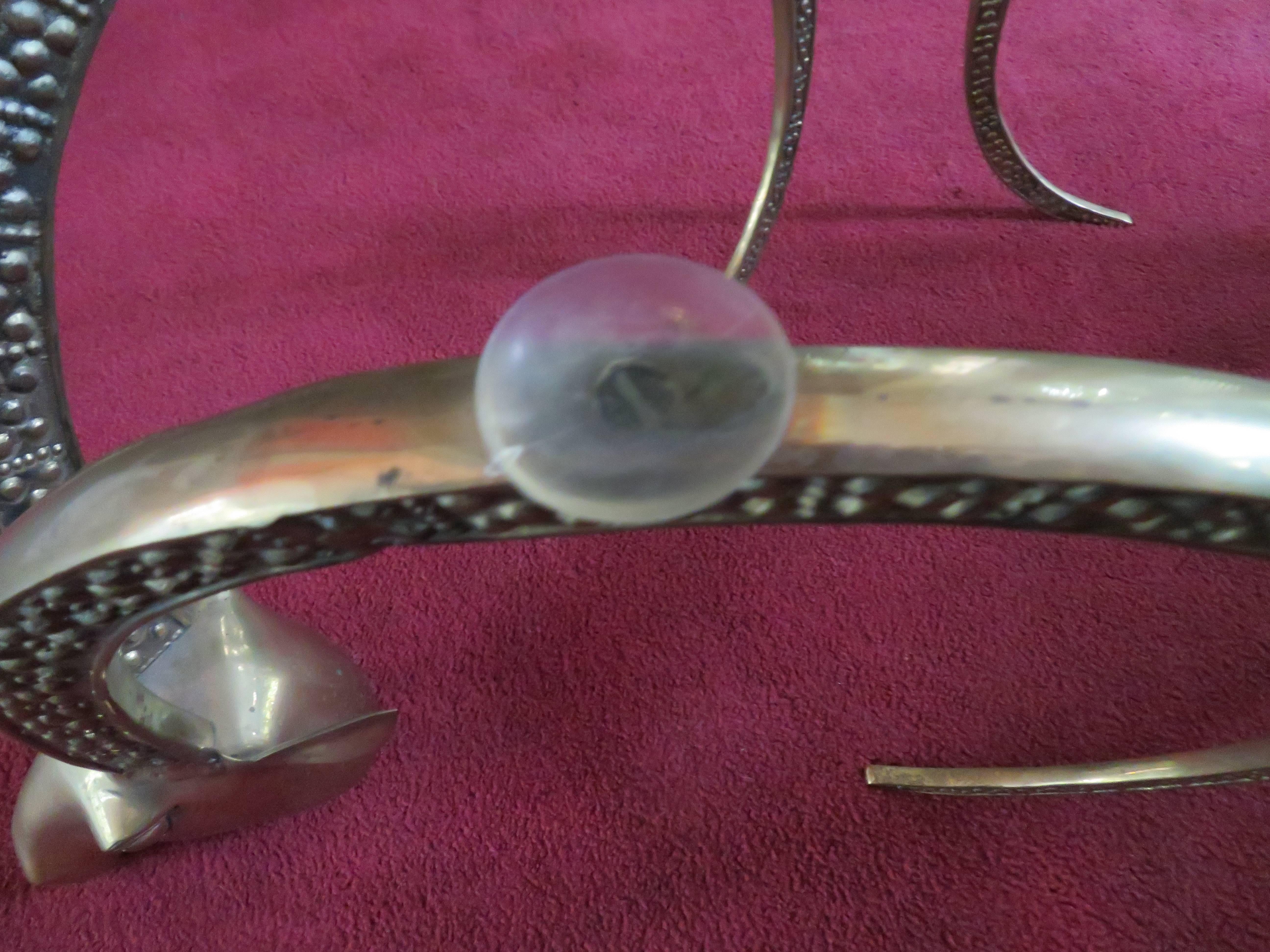 Magnifique table basse à tête de bélier en laiton mi-siècle moderne Regency Bon état - En vente à Pemberton, NJ