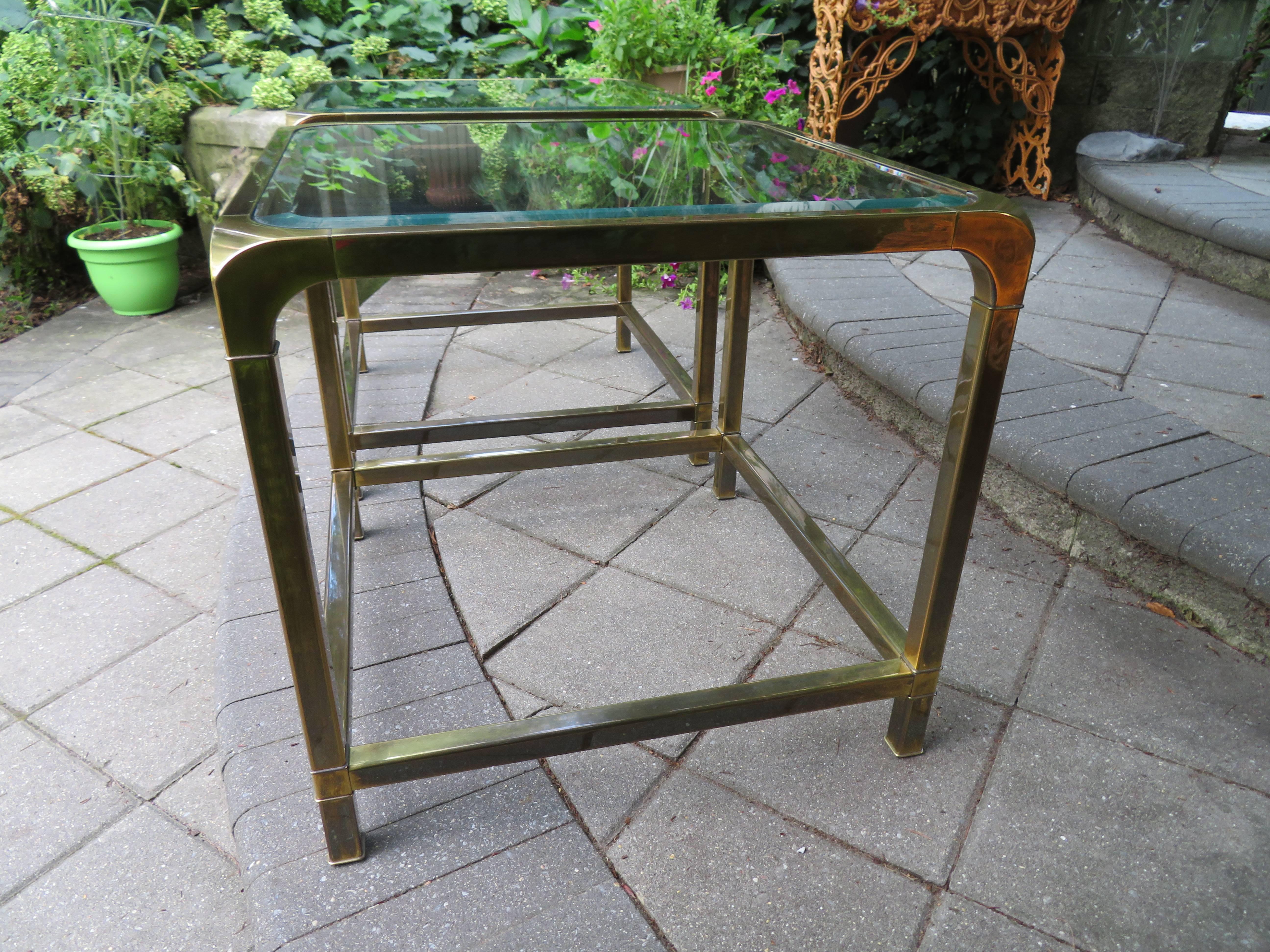 Gorgeous Pair of Mastercraft Brass Side End Tables, Mid-Century Modern 2