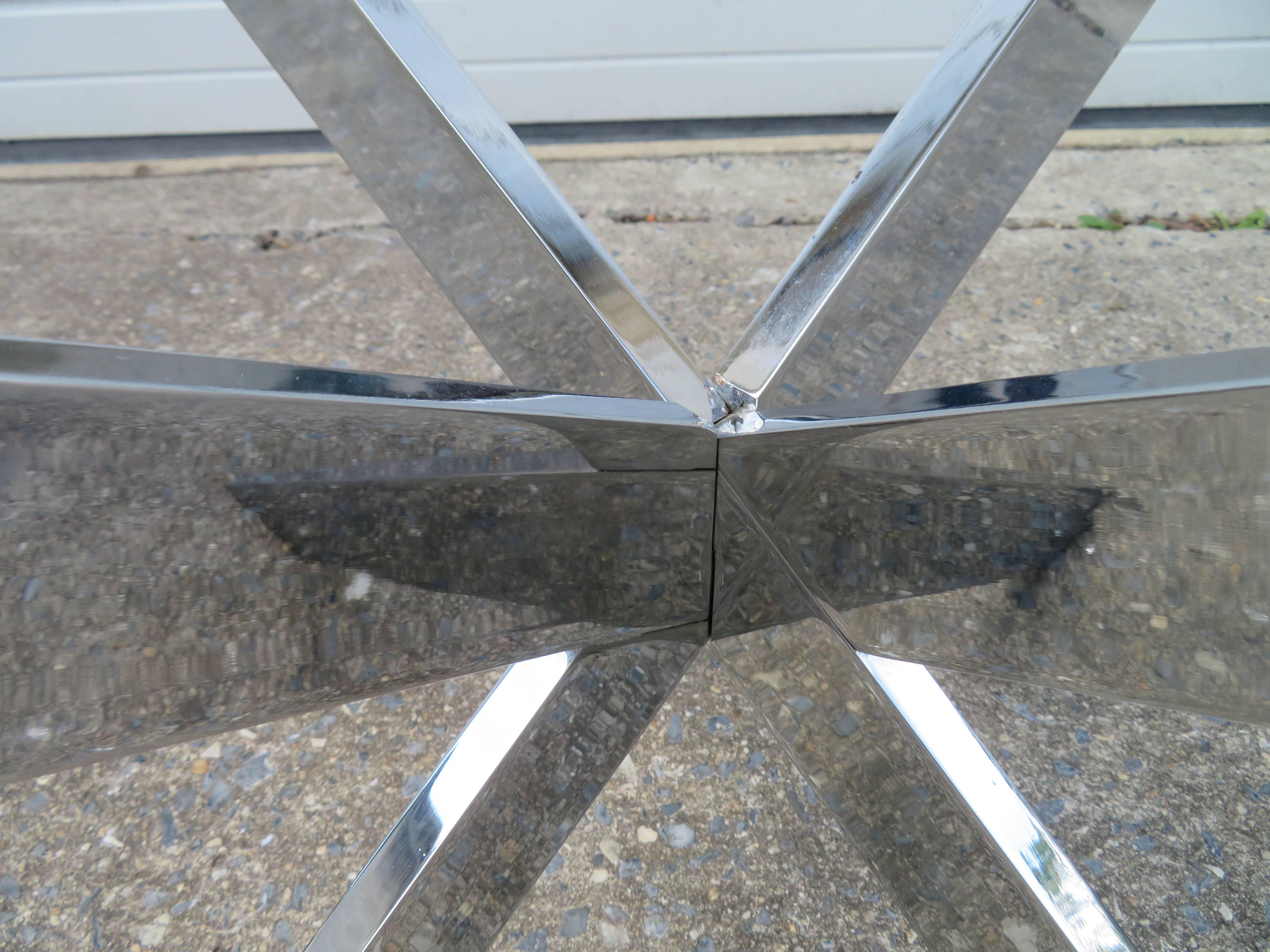 Américain Superbe table basse chromée à double base en forme de X Leon Rosen pour Pace Collection en vente