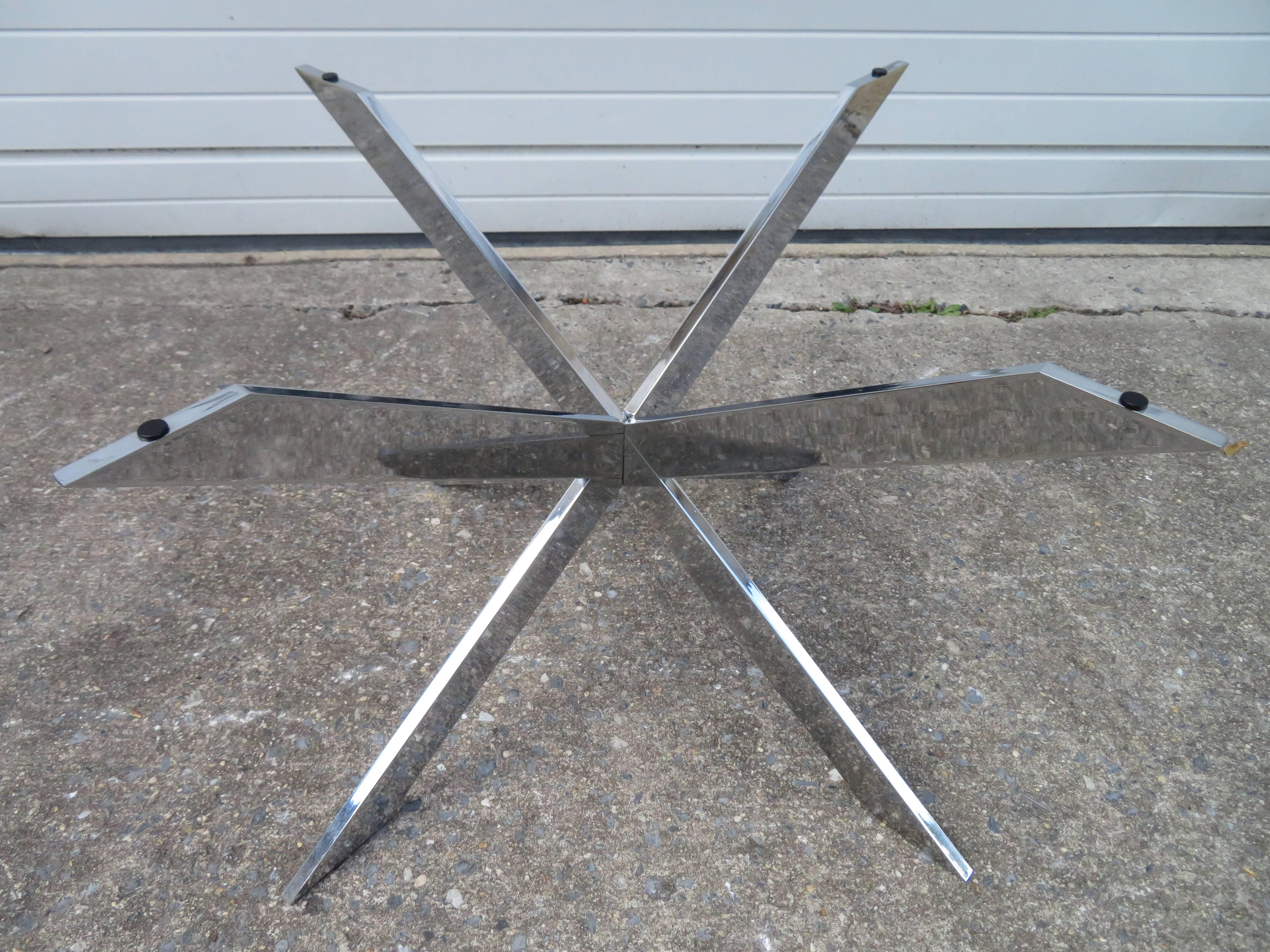 Late 20th Century Gorgeous Leon Rosen for Pace Collection Double X-Base Chrome Coffee Table For Sale