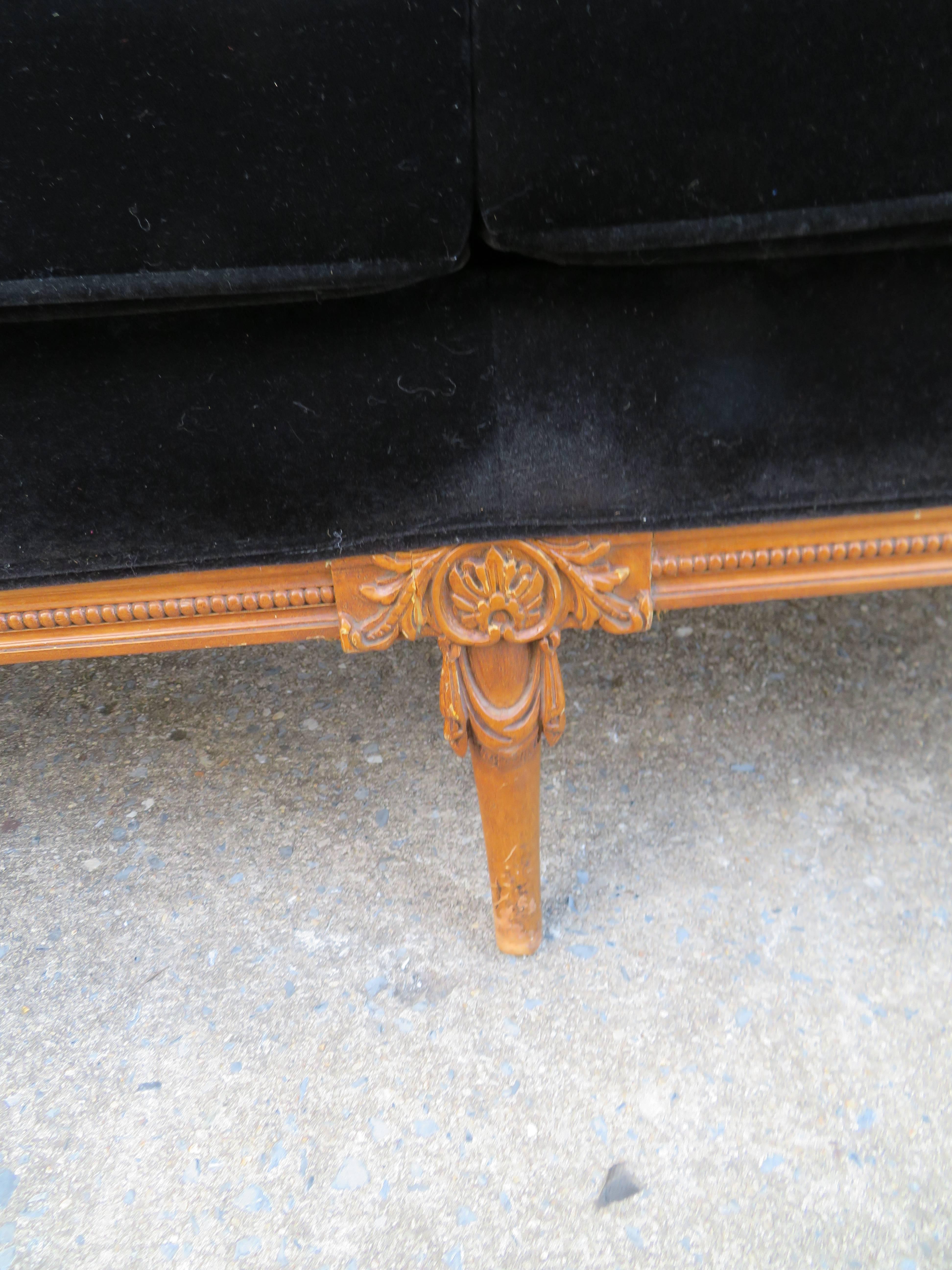 Antike Louis XV Stil Französisch Sofa Canapé (Geschnitzt) im Angebot