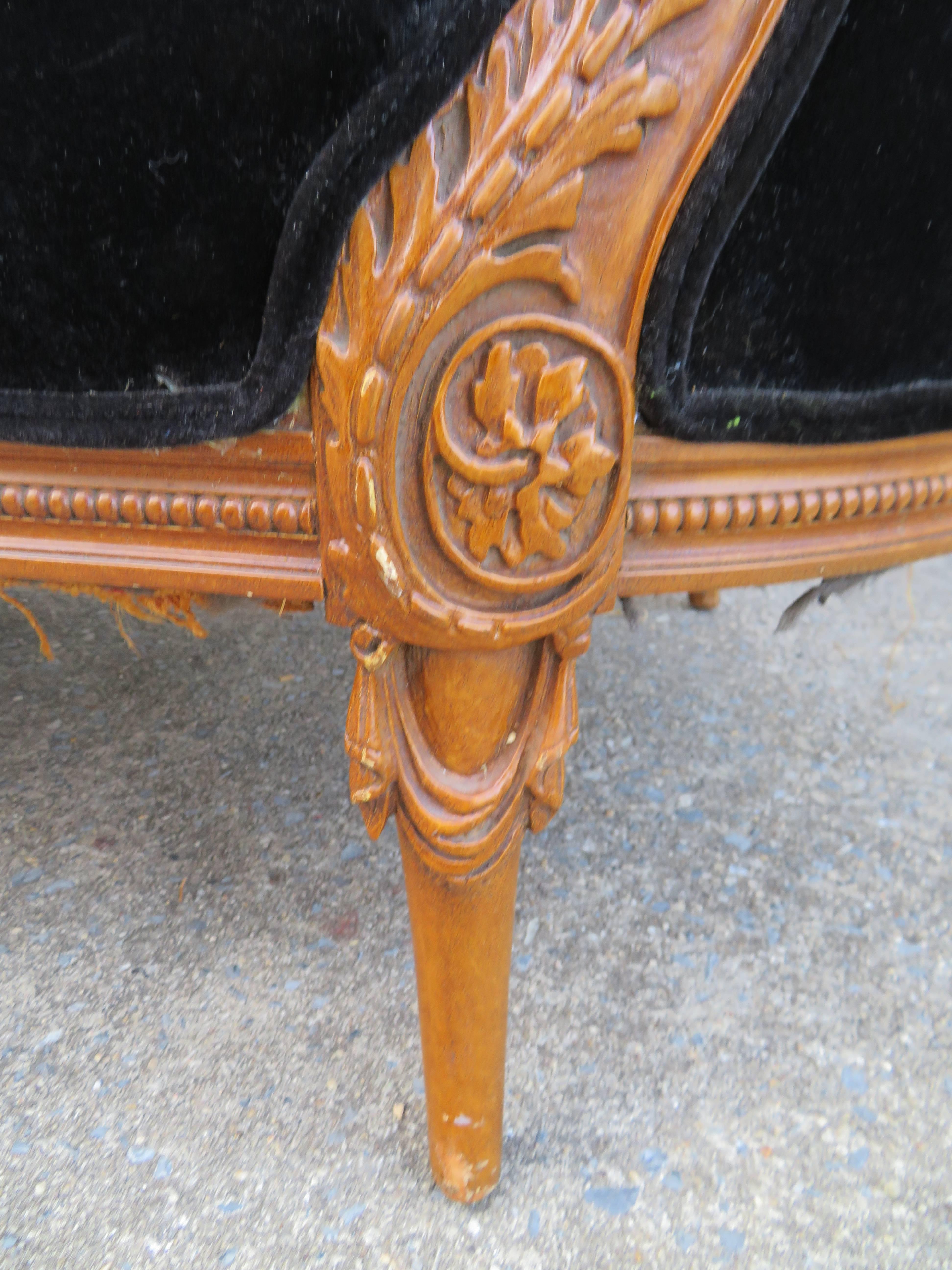 Antique Louis XV Style French Sofa Canapé For Sale 1