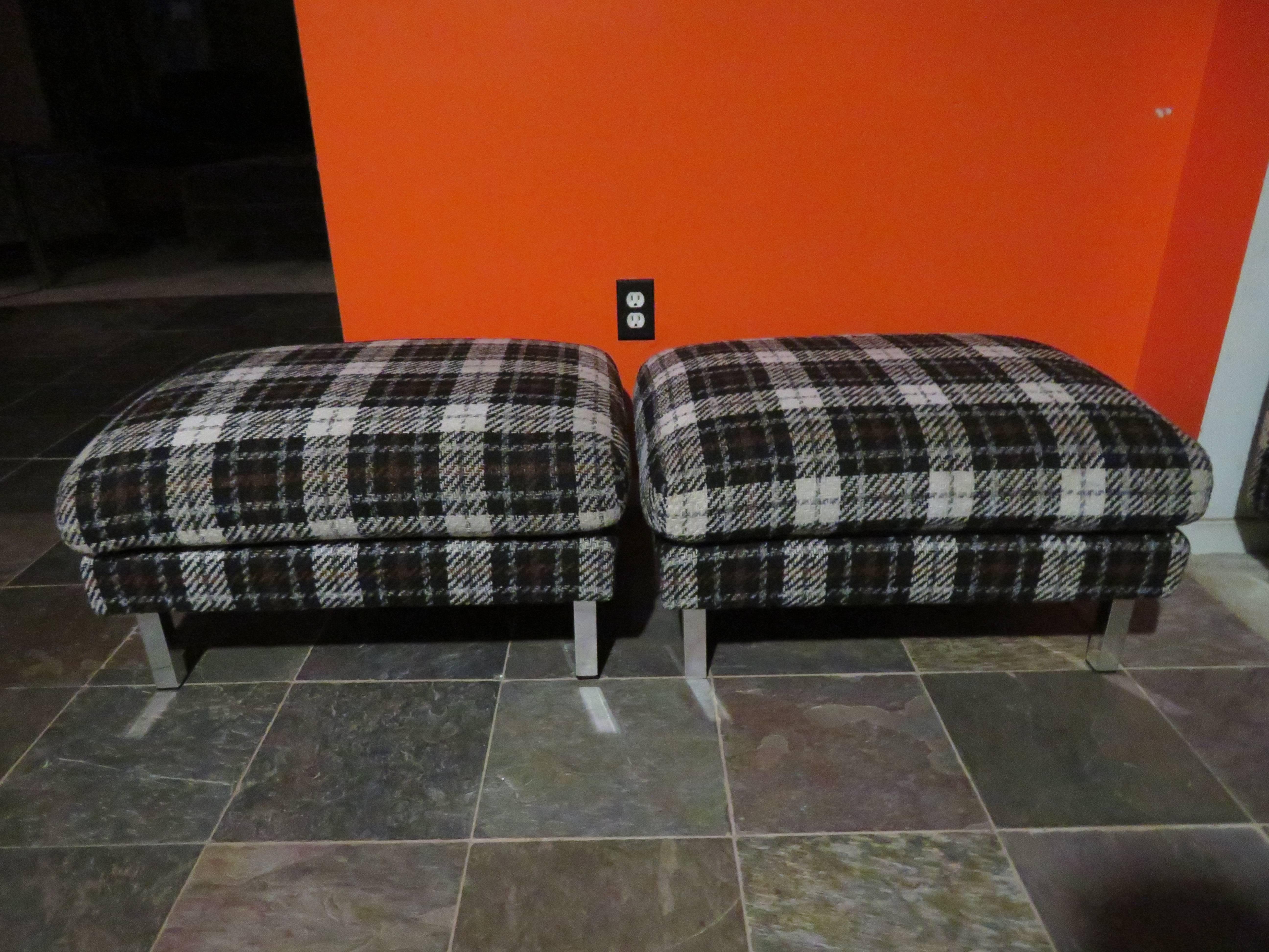 Handsome Pair of Milo Baughman Style Plaid Chrome Cube Lounge Chairs For Sale 2