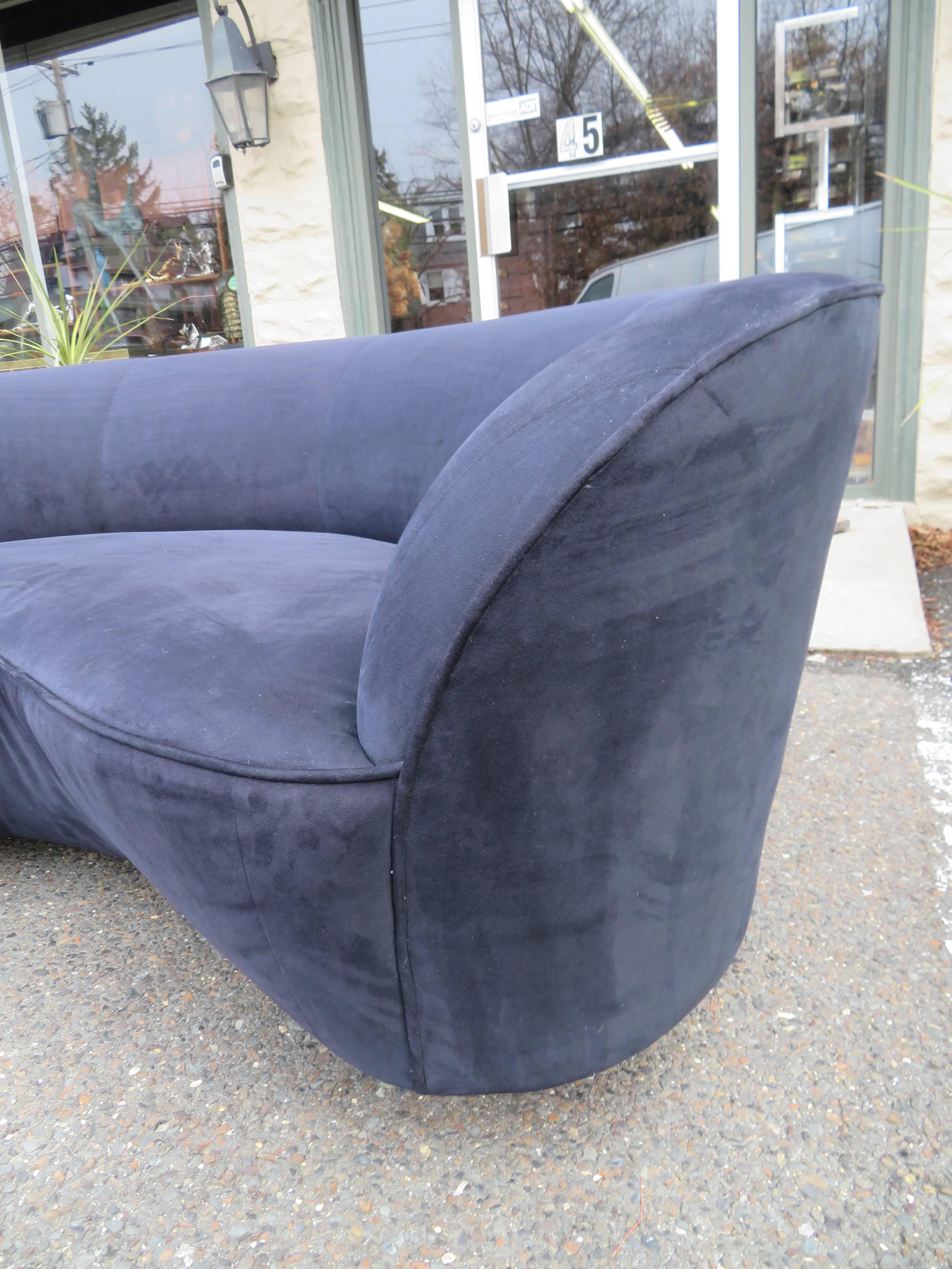 Outstanding Vladimir Kagan Curved Cloud Sofa for Directional, Mid-Century Modern In Good Condition In Pemberton, NJ