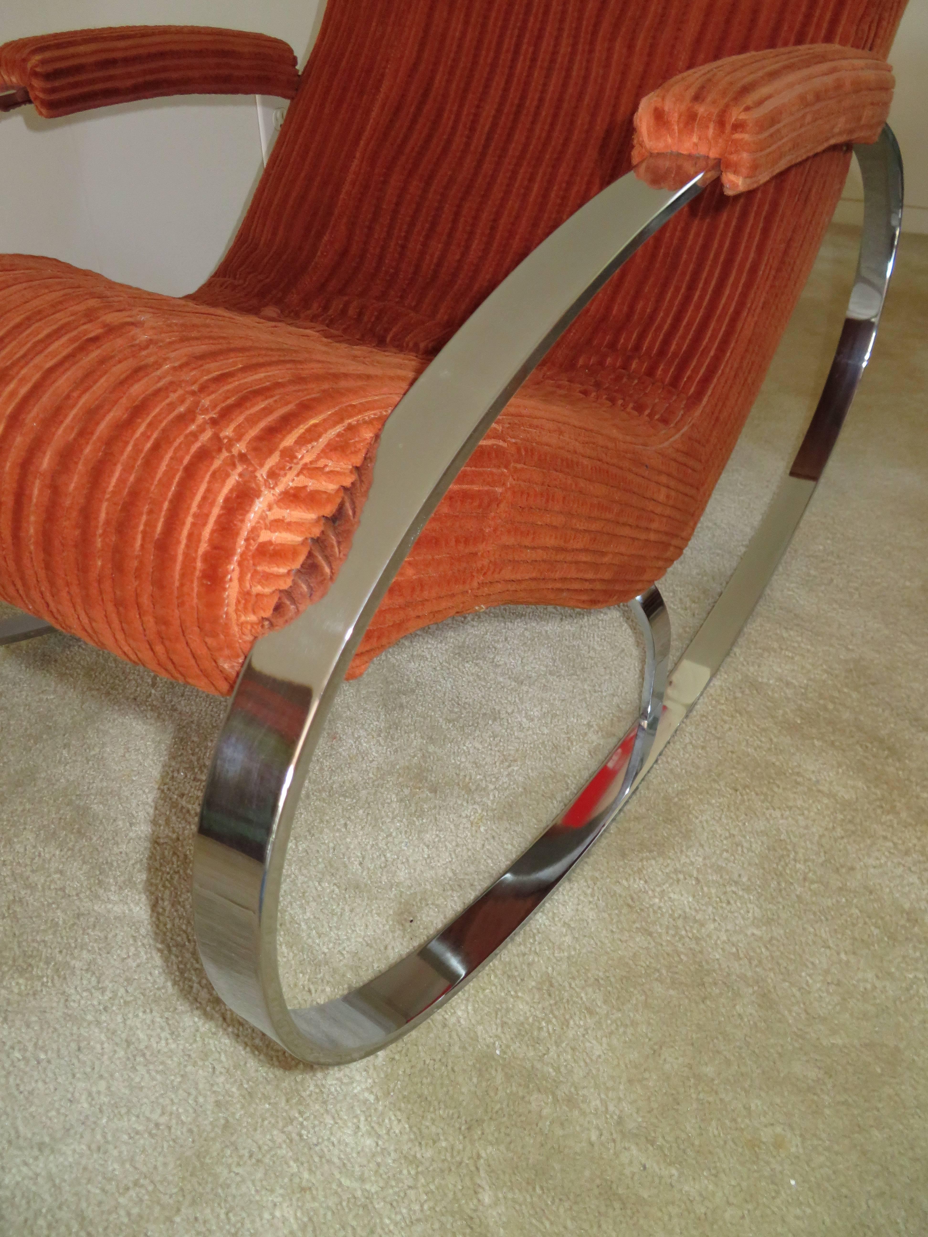Gorgeous Milo Baughman Chrome Flatbar Oval Rocking Chair Mid-Century Modern In Good Condition In Pemberton, NJ