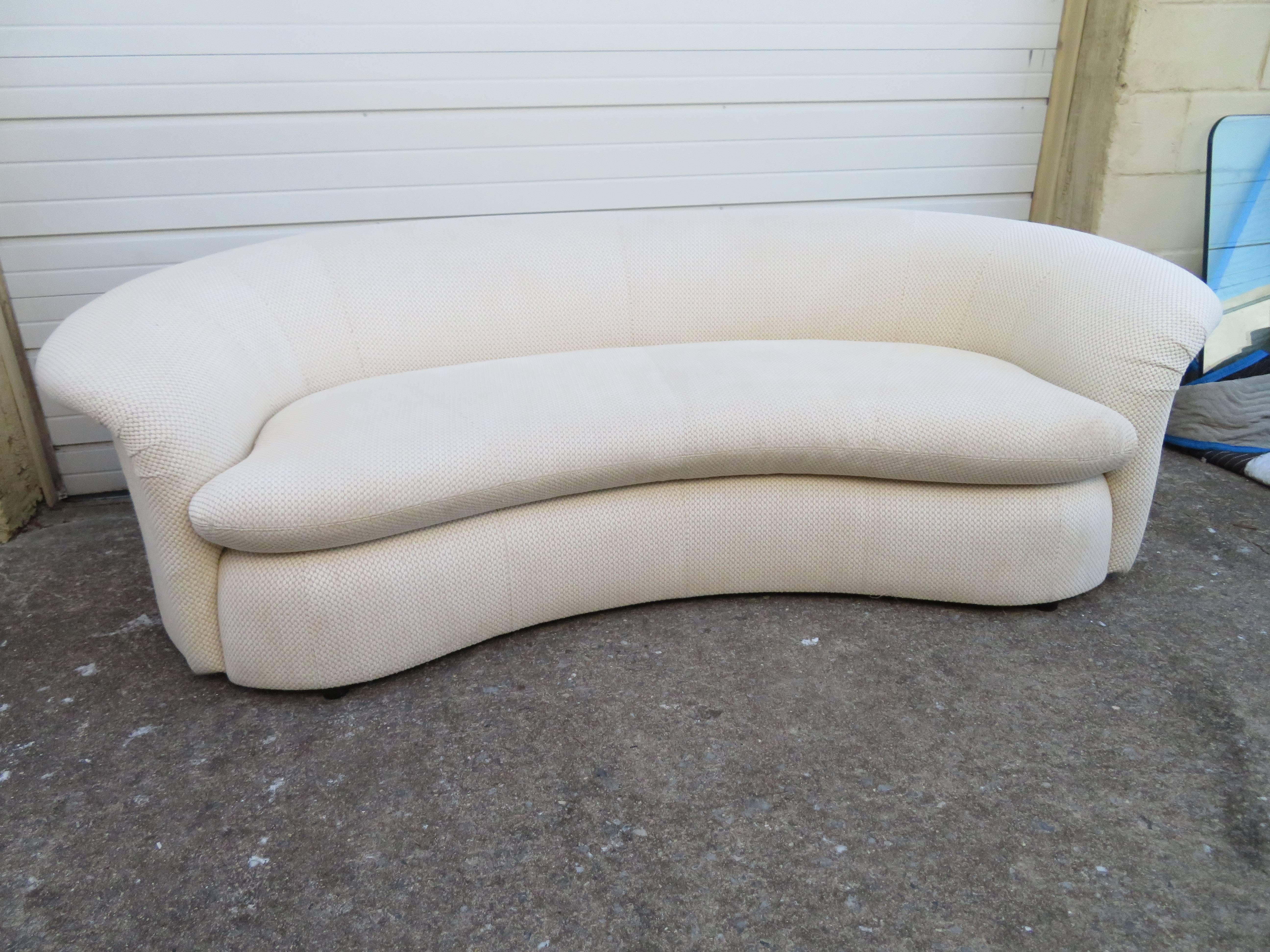 Lovely Curved Kidney Shaped Sofa Preview, Midcentury In Good Condition In Pemberton, NJ