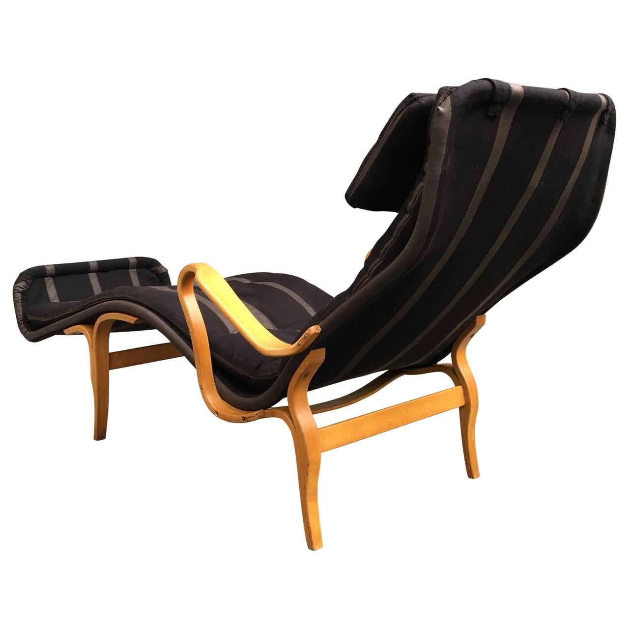 Mid-Century Lounge Chair by Bruno Mathsson In Good Condition In Haddonfield, NJ