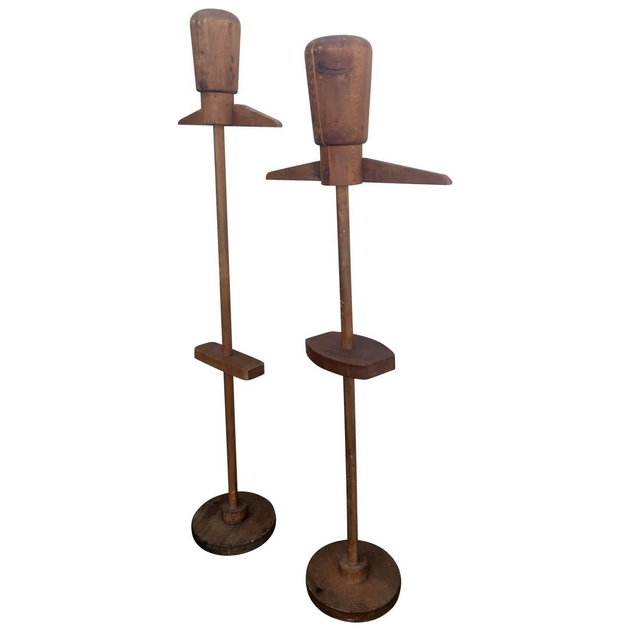 French Dressing and Hat Stands or Valets In Good Condition In Haddonfield, NJ