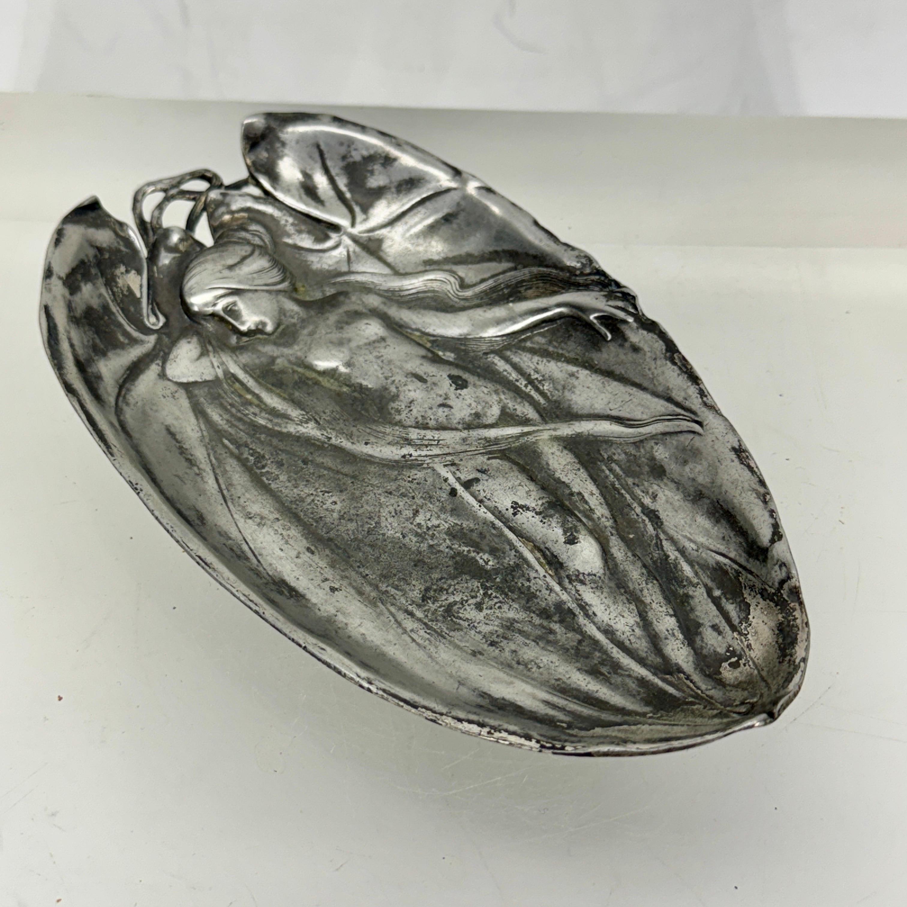 French Art Nouveau Metal Pewter Trinket Jewelry Vanity Tray For Sale 1