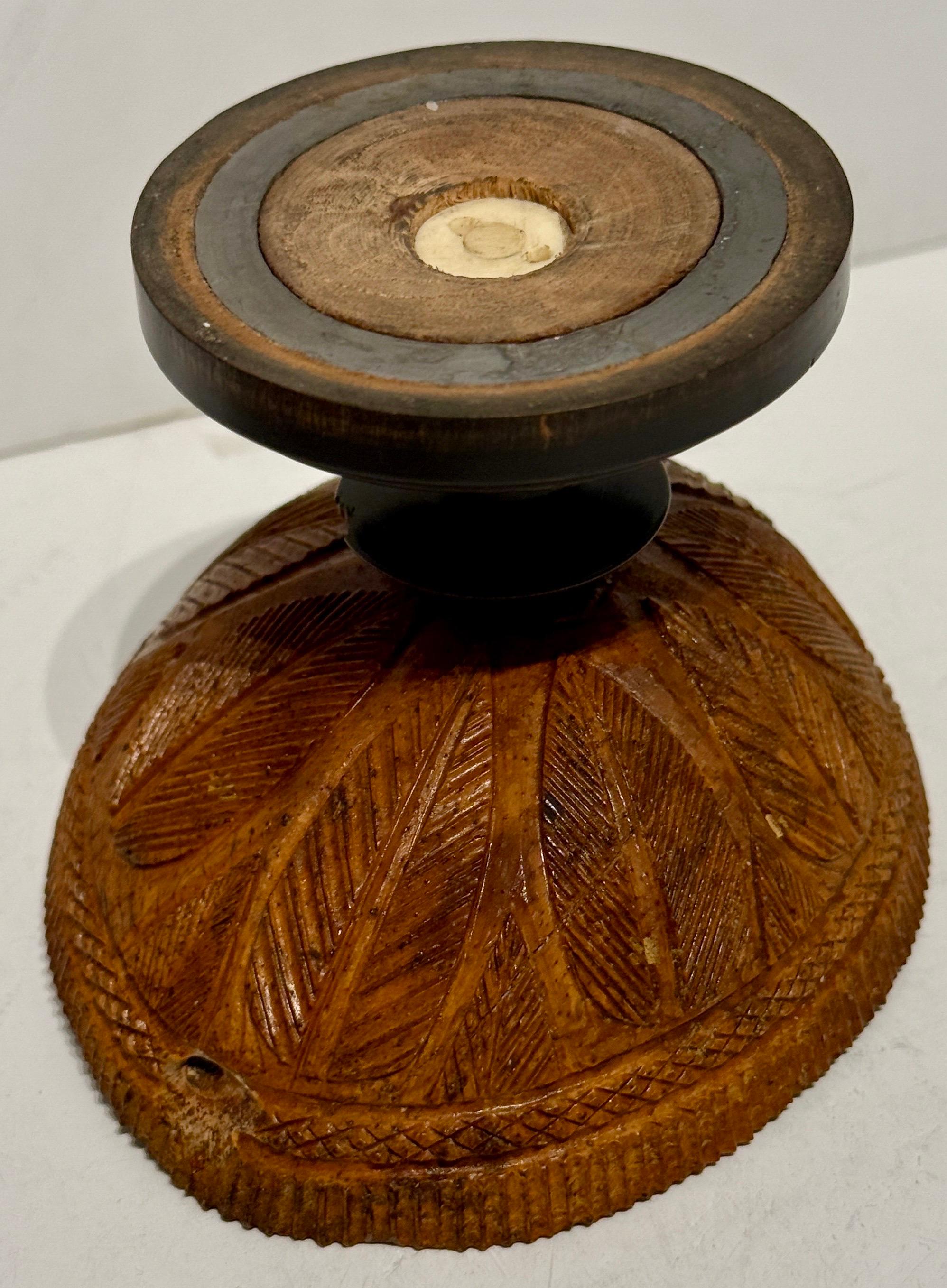 Early 19th Century Carved Coconut Bowl on Stand For Sale 3