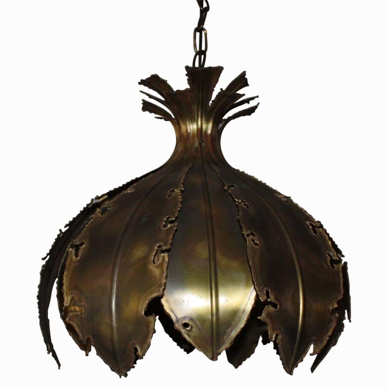 20th Century Tulip Brass Brutalist Lamp In Excellent Condition In Haddonfield, NJ