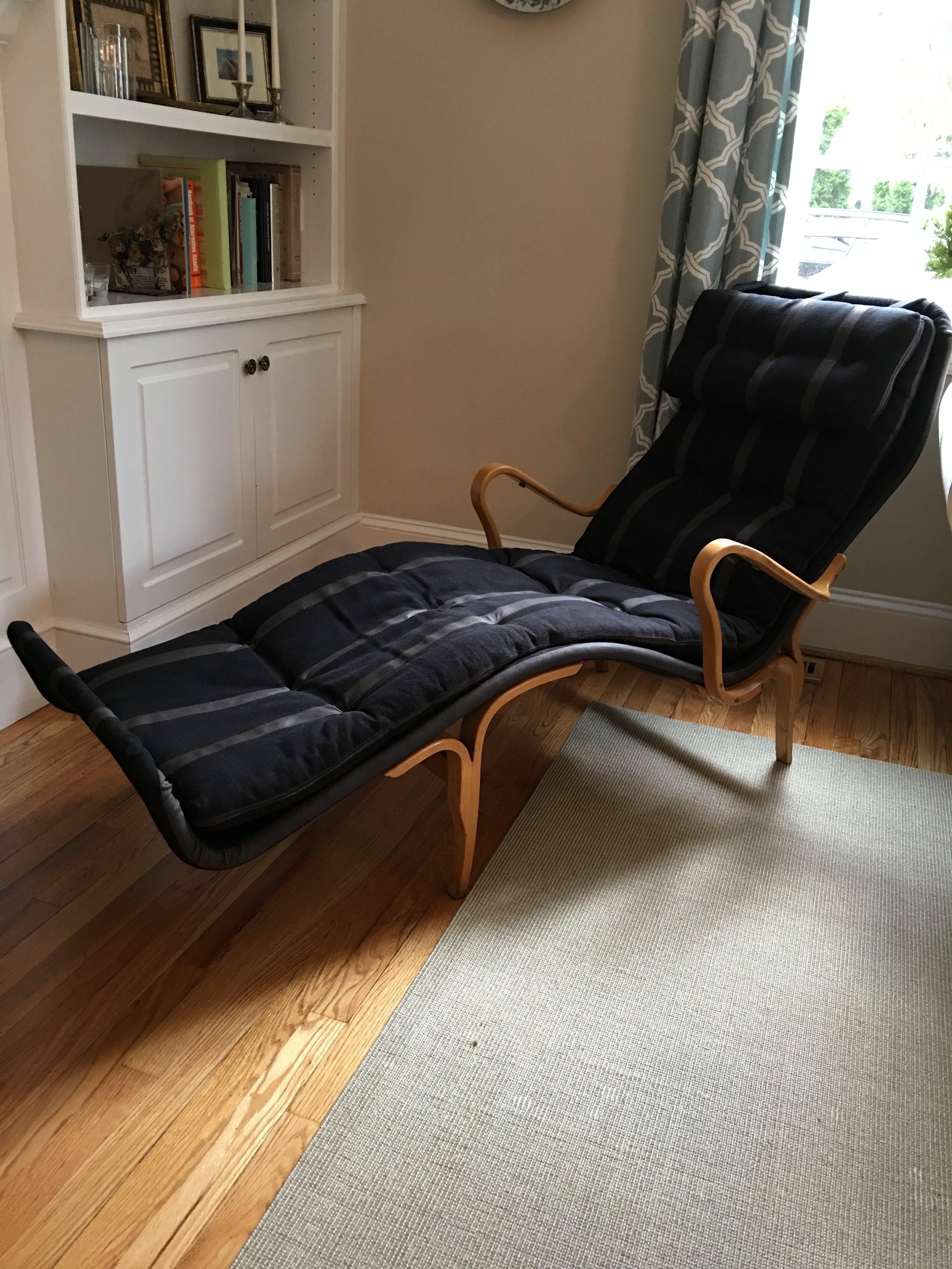 Swedish Mid-Century Lounge Chair by Bruno Mathsson