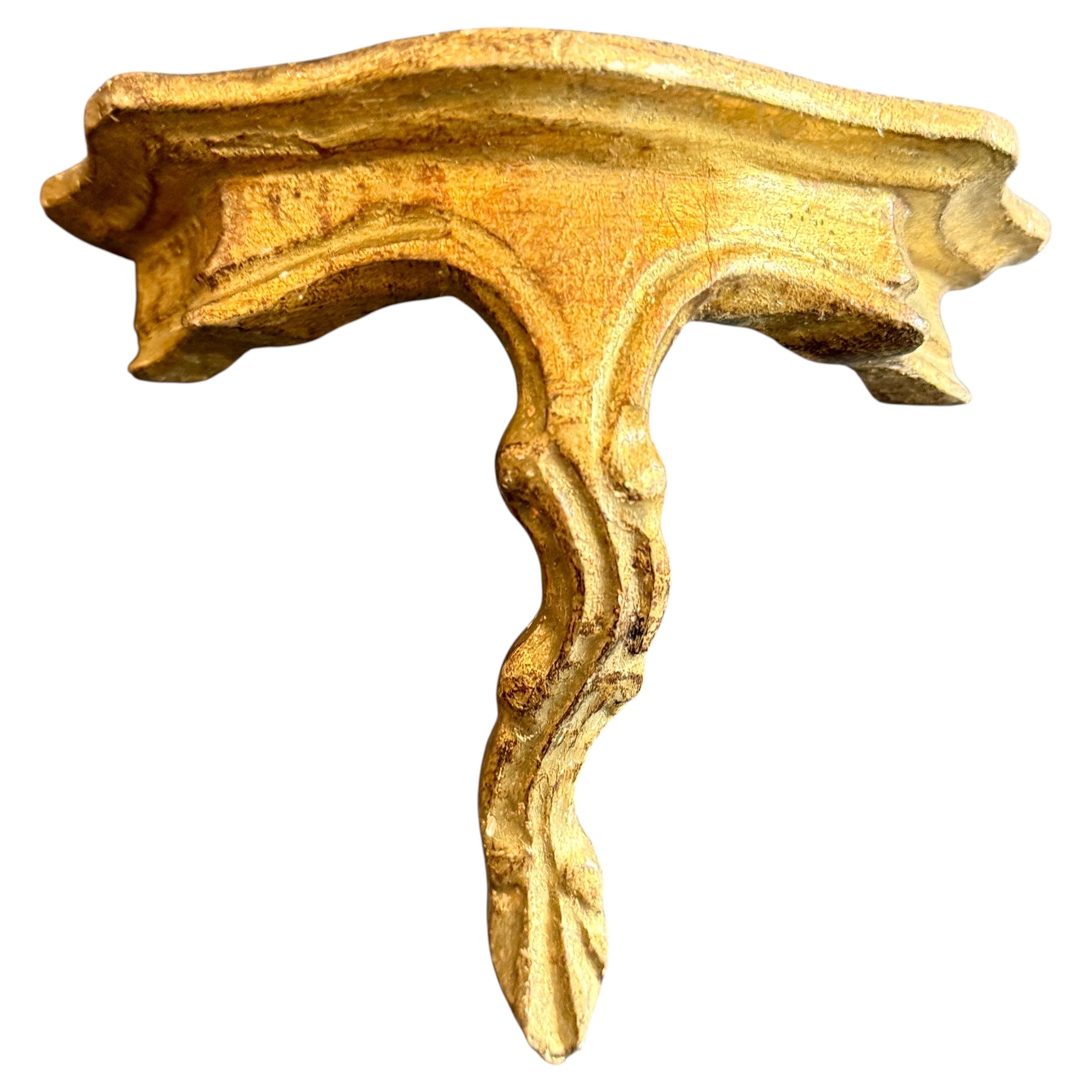Italian Florentine Architectural Gilt Wall Shelf Bracket, circa 1950's