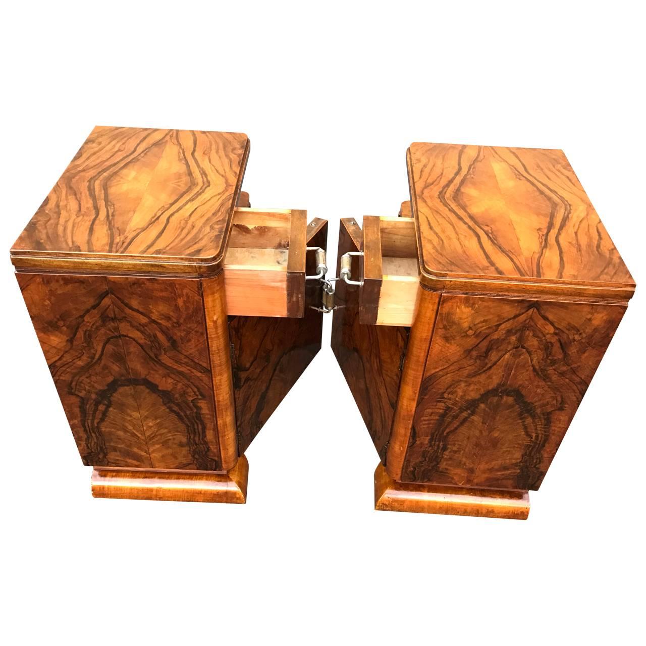 20th Century Pair of Italian Deco Night Stand Tables