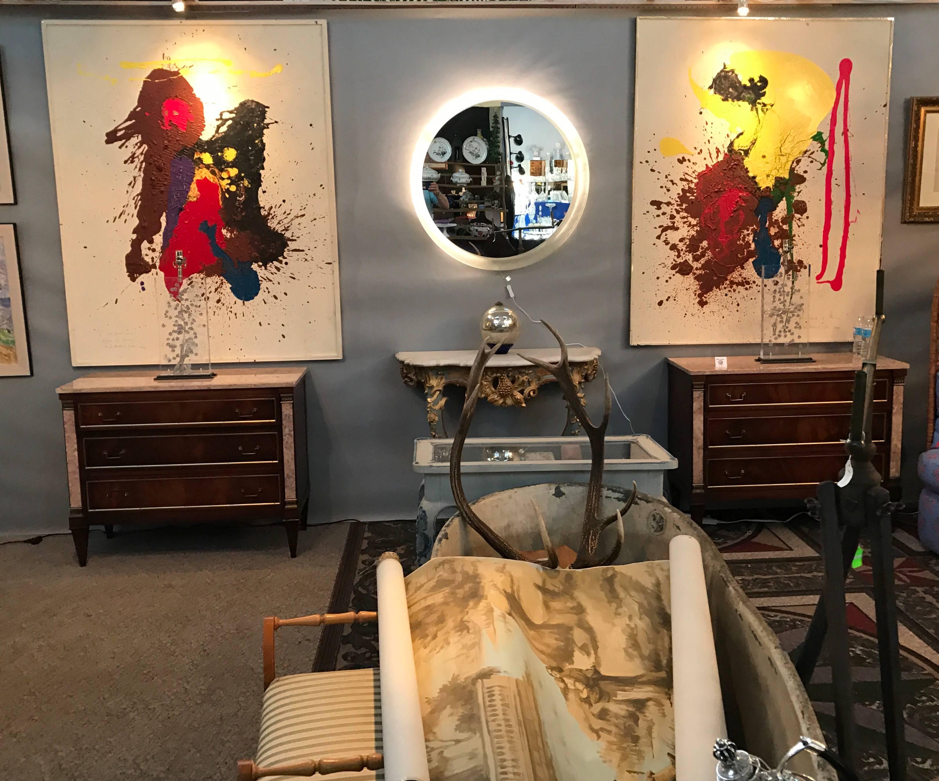 Thick rough-cut Lucite mirror. Can be electrified/installed to illuminate the translucent ring, please see below images.

