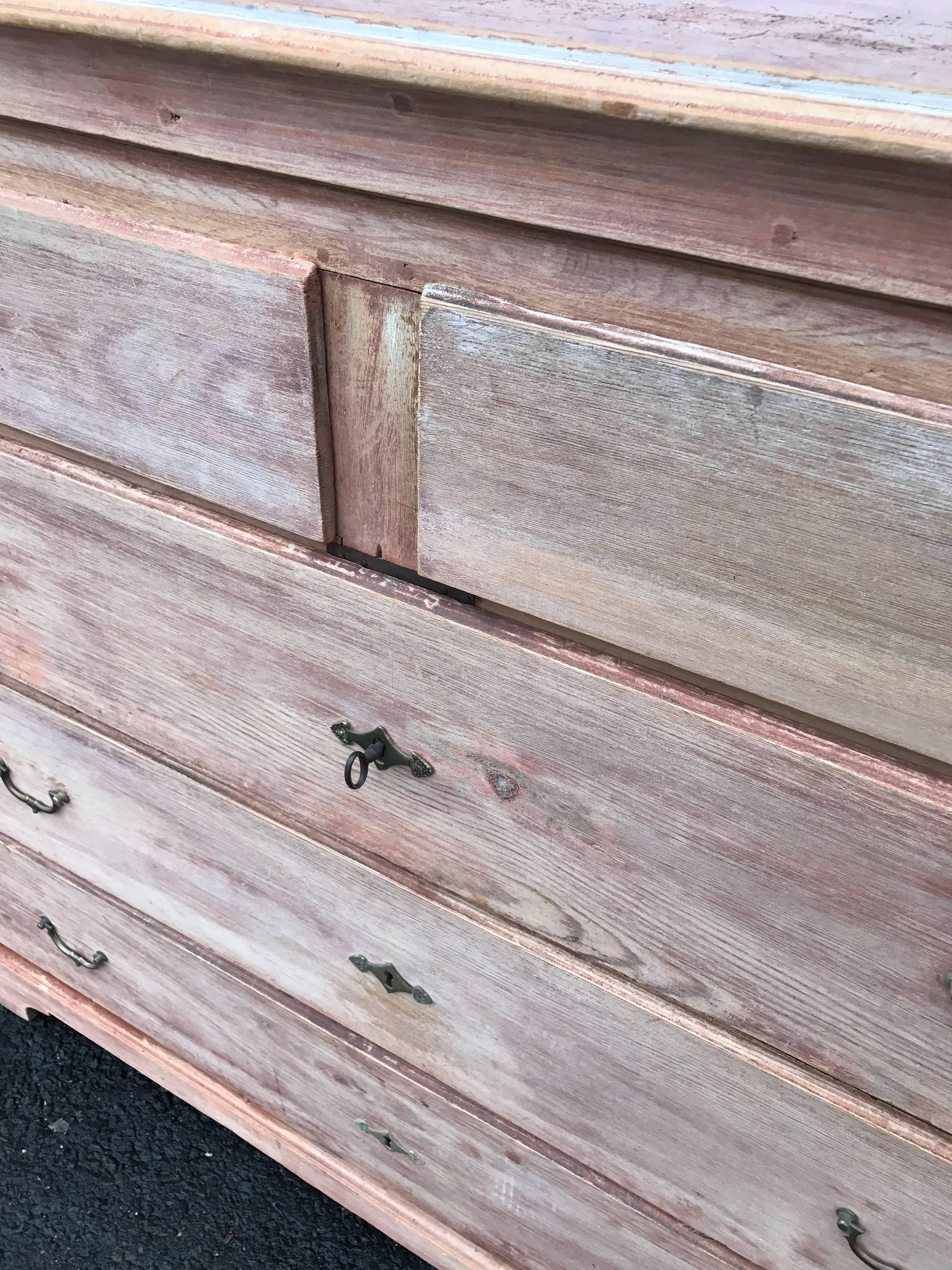 18th Century Swedish Dresser Or Chest of Drawers 3