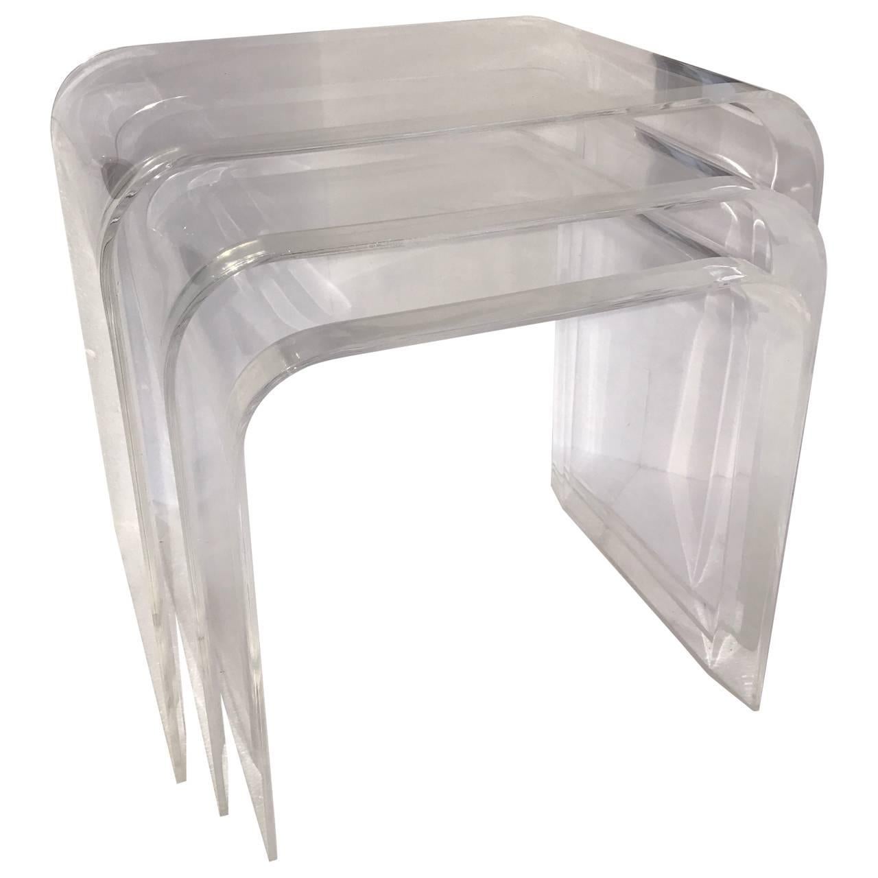 American Set of Mid-Century Bevel-Edged Lucite Nesting End Tables