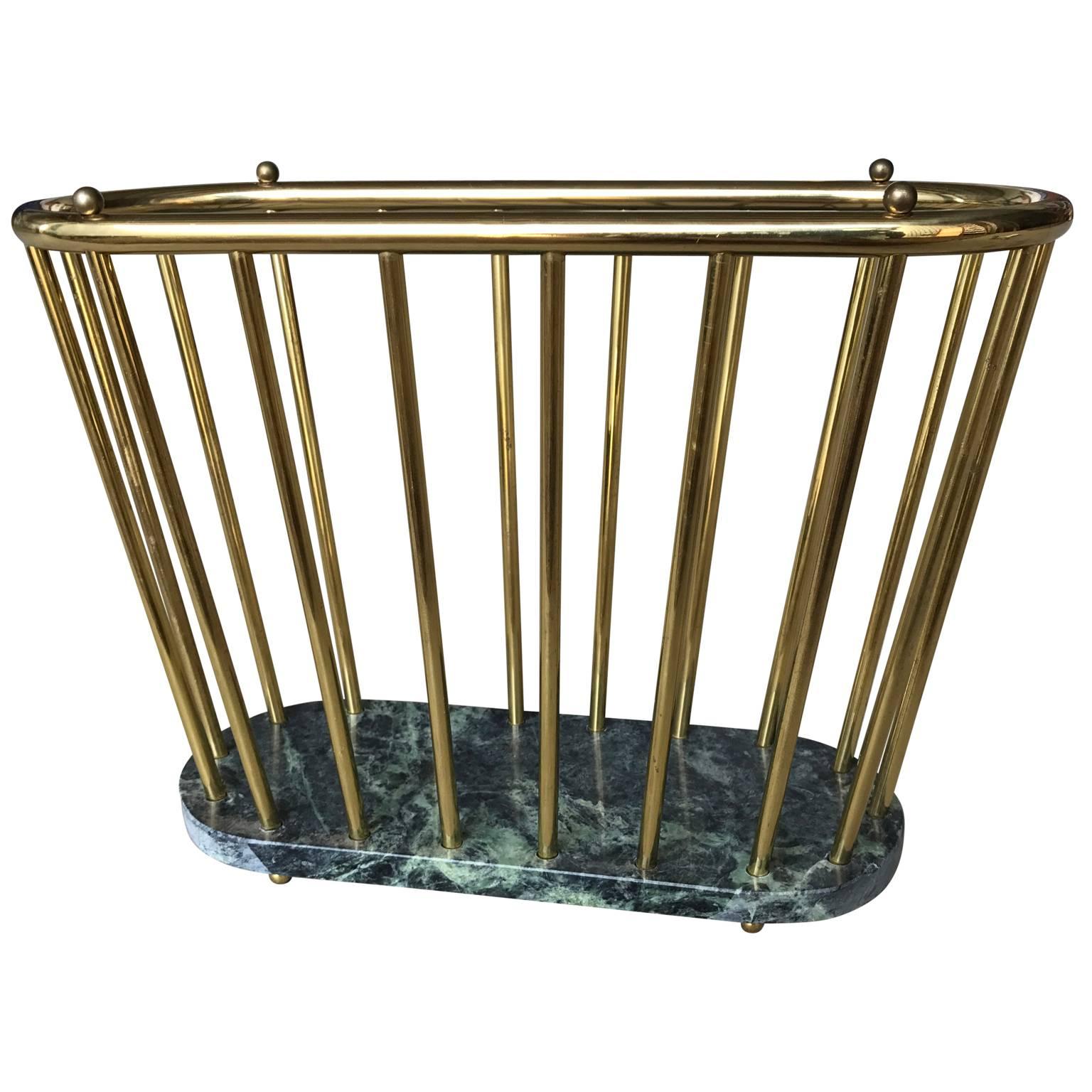 Italian Mid-Century Modern Brass And Marble Magazine Rack In Good Condition In Haddonfield, NJ