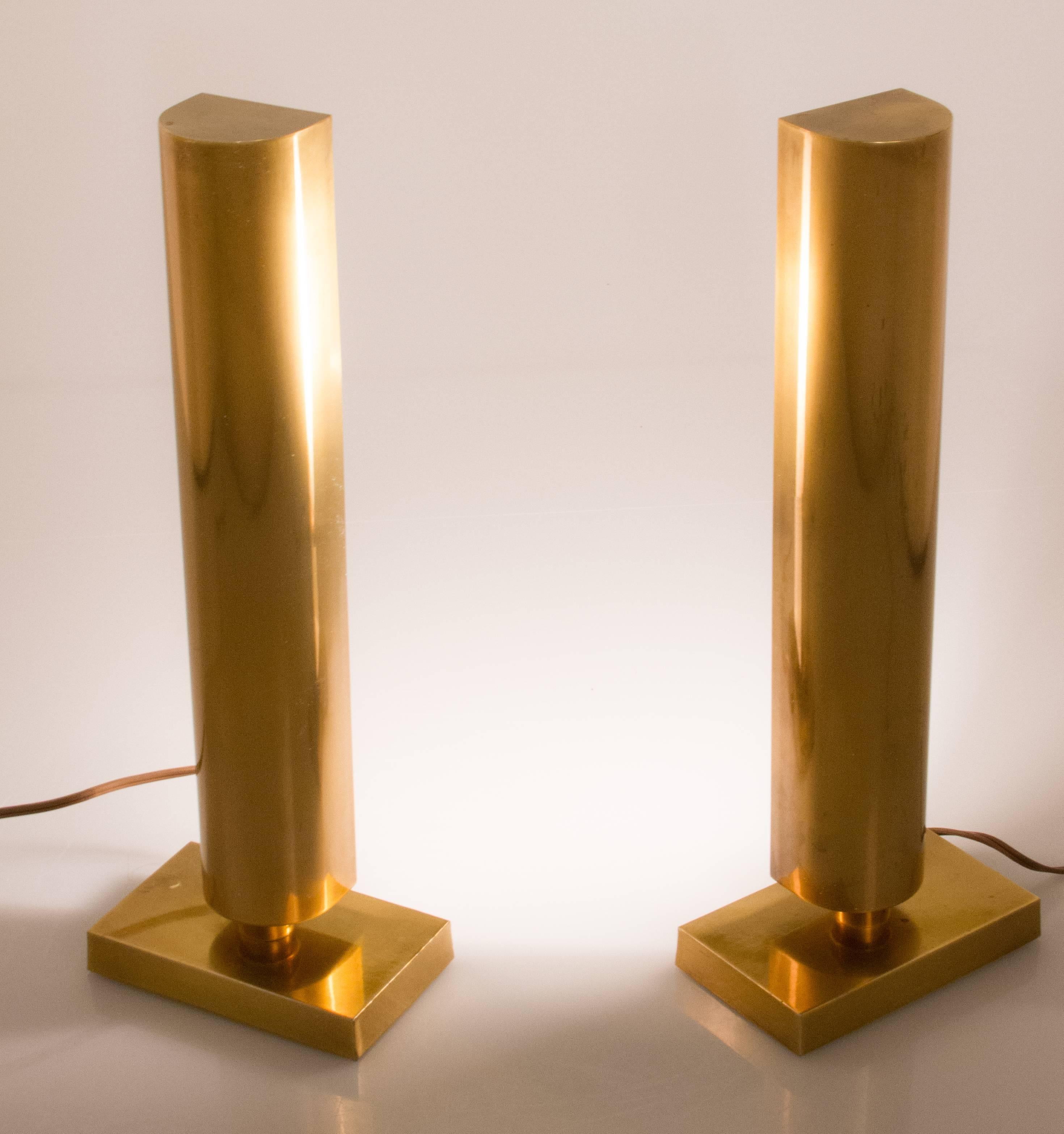 Pair of Mid-Century Table Sconces In Excellent Condition In Chicago, IL