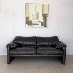Cassina - Vico Magistretti Canapé 2 places en cuir Maralunga
