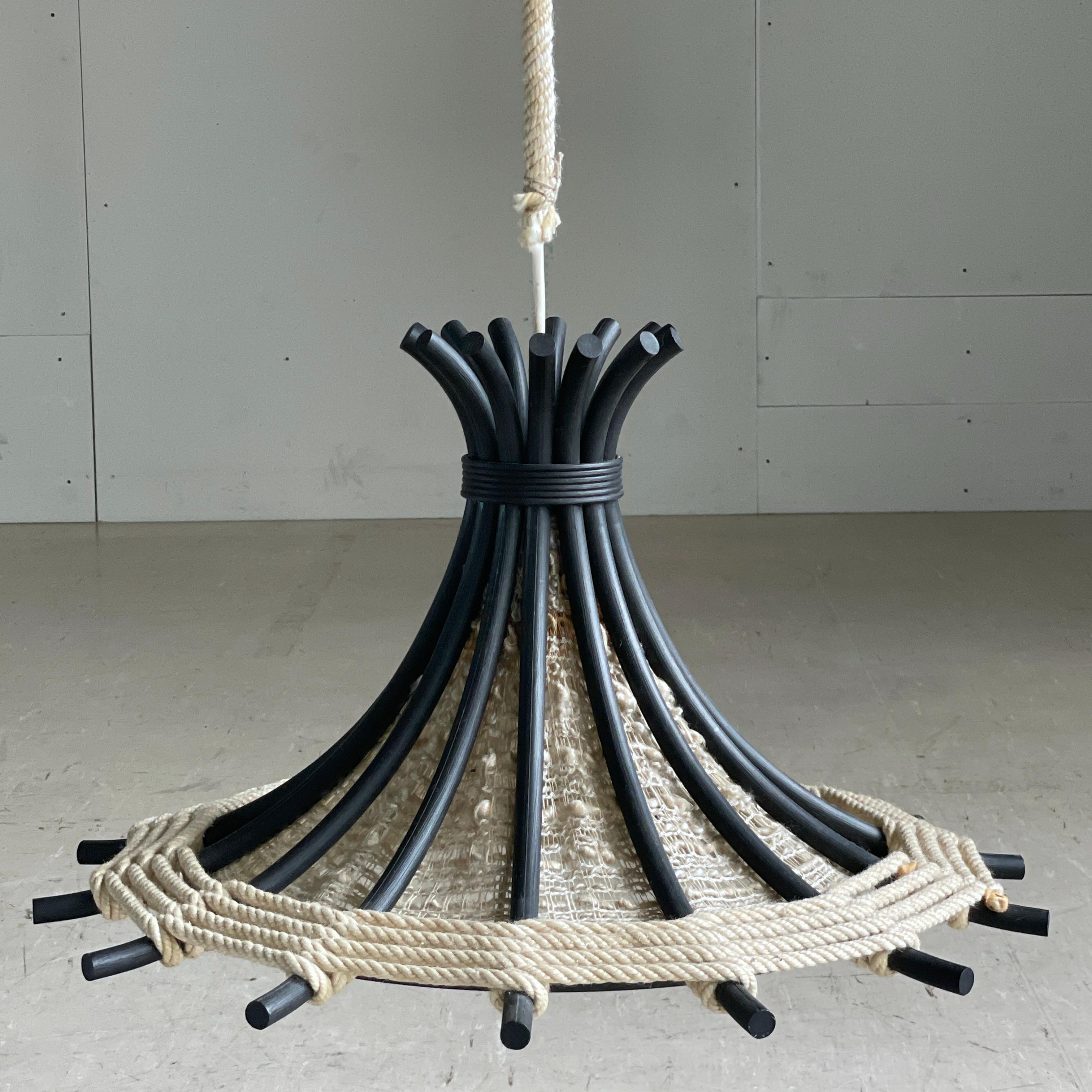 Lampada a sospensione danese degli anni '70 in vendita 4
