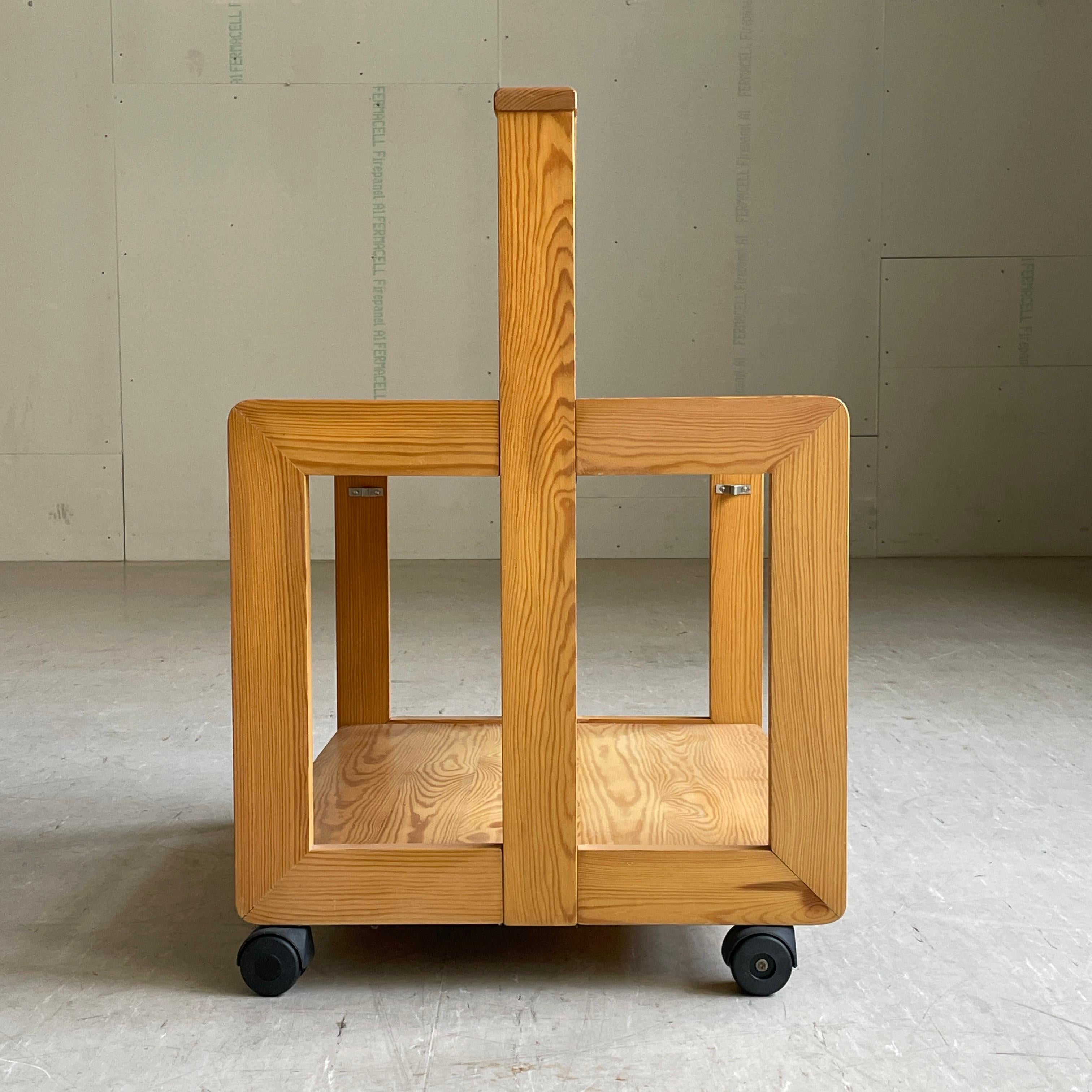 1970's Scandinavian Pinewood Folding Serving Trolley No.2 For Sale 9