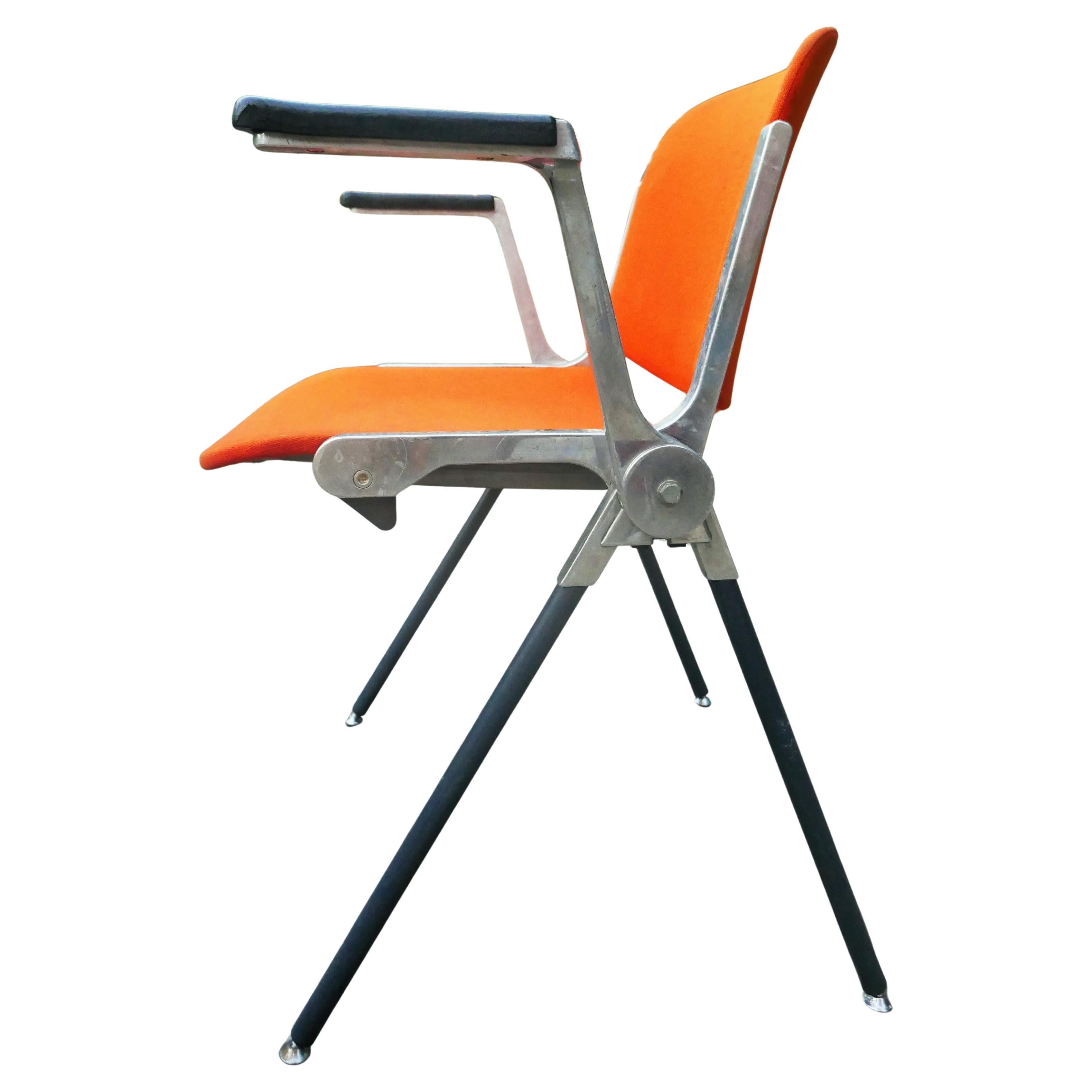 Italian Chair attributed to Giancarlo Piretti for Anonima Castelli in vendita