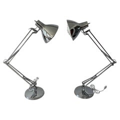 Coppia di lampade da tavolo regolabili Luxo Chrome con zavorra e base. Nuovi articoli del 2012