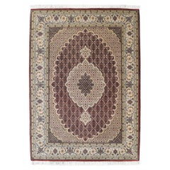5x7 handgeknüpfter Tabriz-Mahi-Teppich aus roter, grüner und elfenbeinfarbener Wolle
