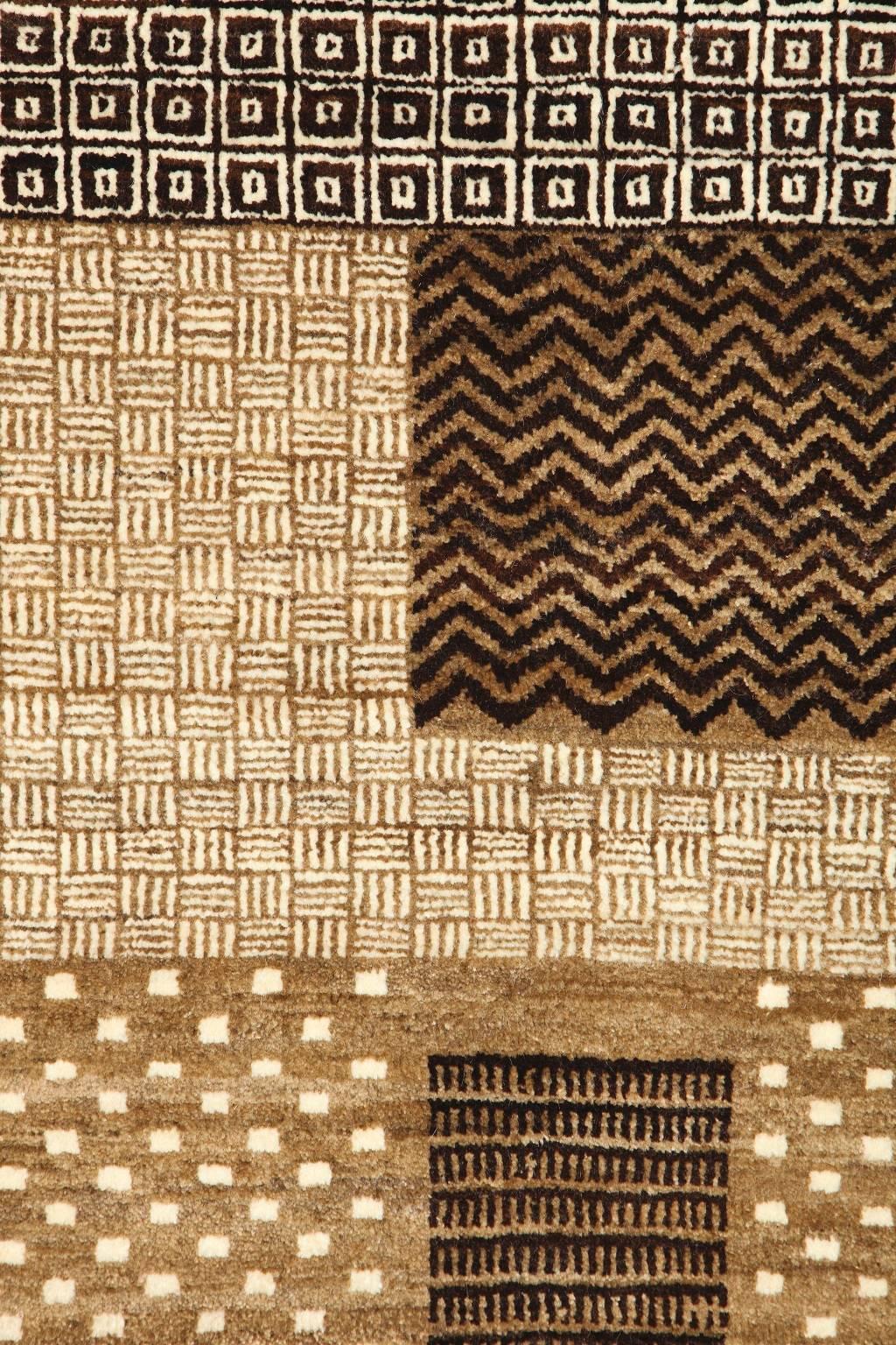 Contemporary Persian Rug, Wolle, Neutral, Brown, Orley Shabahang, 6' x 9' (21. Jahrhundert und zeitgenössisch) im Angebot