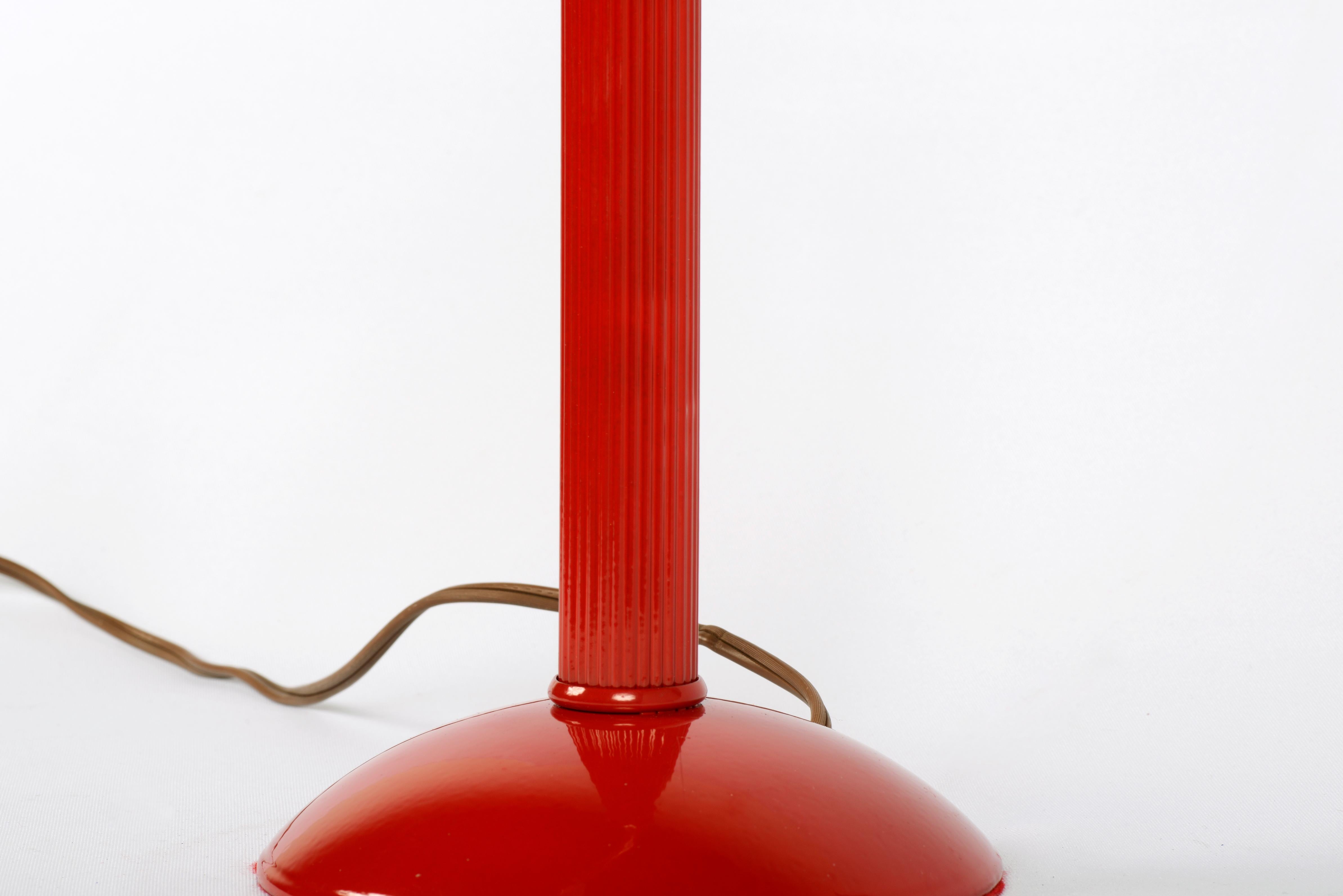 American 1960s Gooseneck Desk Lamp Refinished in Fire Engine Red