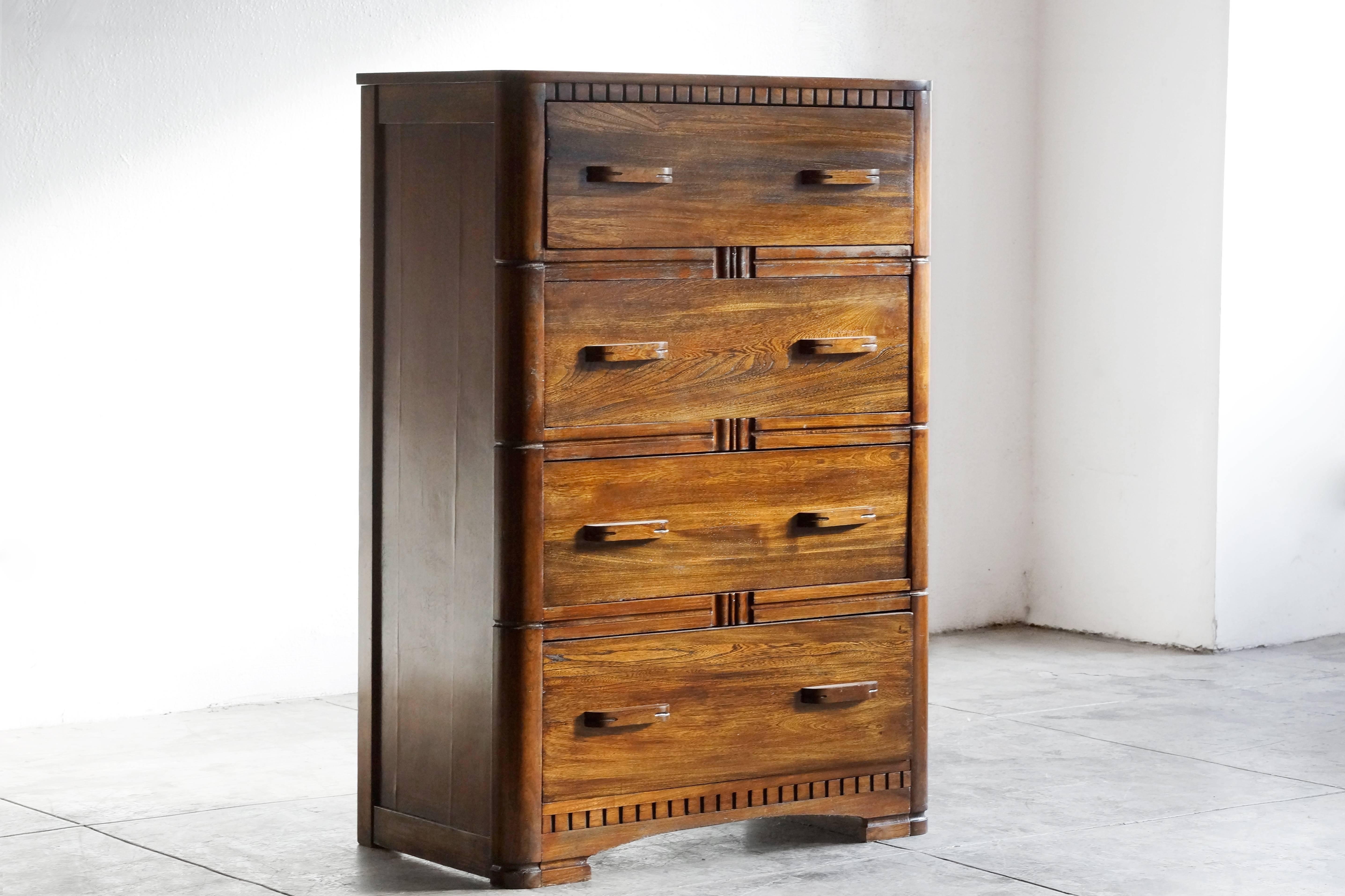 Unique 1930s tallboy dresser by Owosso of Michigan. This lovely art deco chest of 4-drawers has been gently restained and oiled.

Dimensions: 18.5