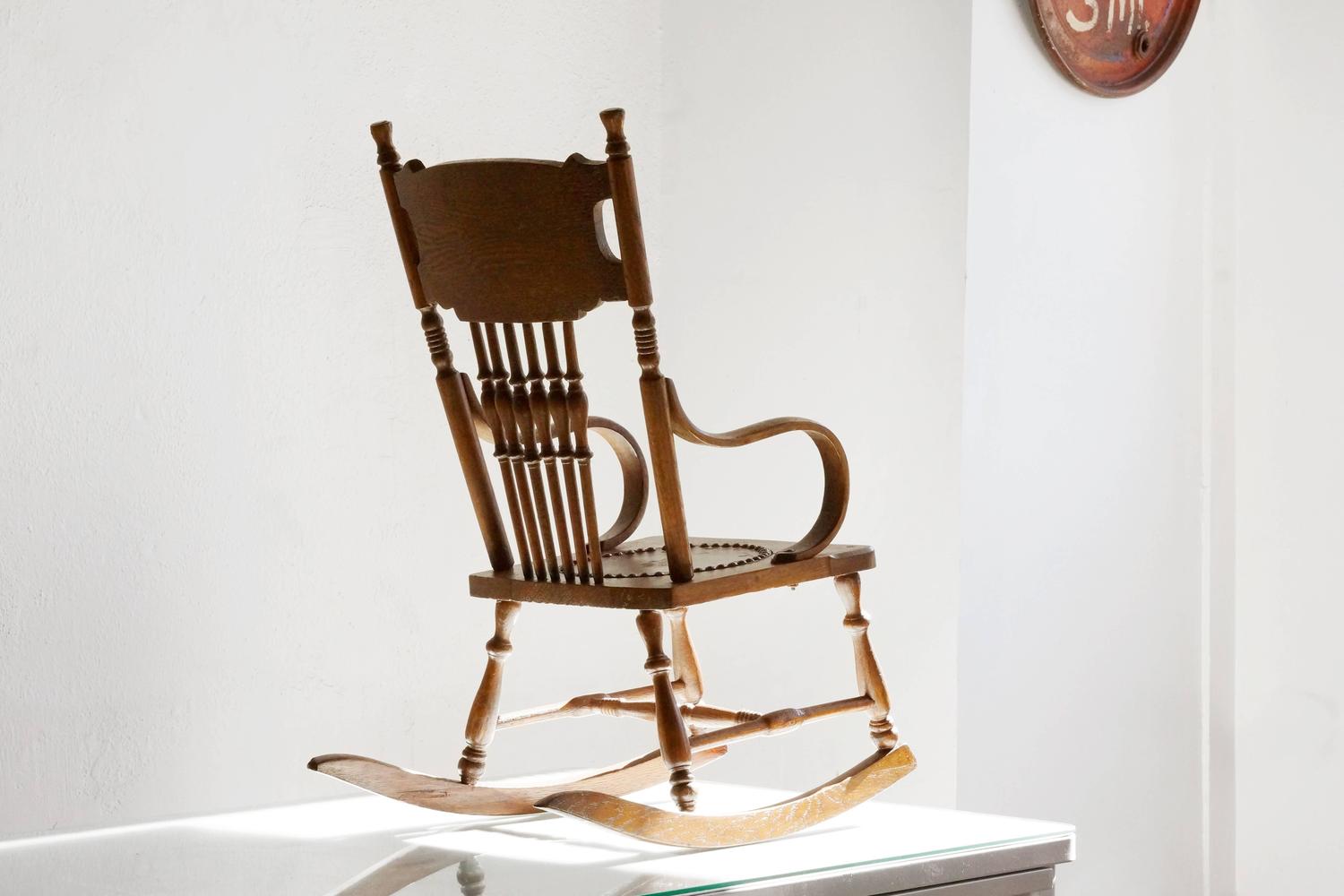 Antique Rocking Chairs ~ Home &amp; Interior Design