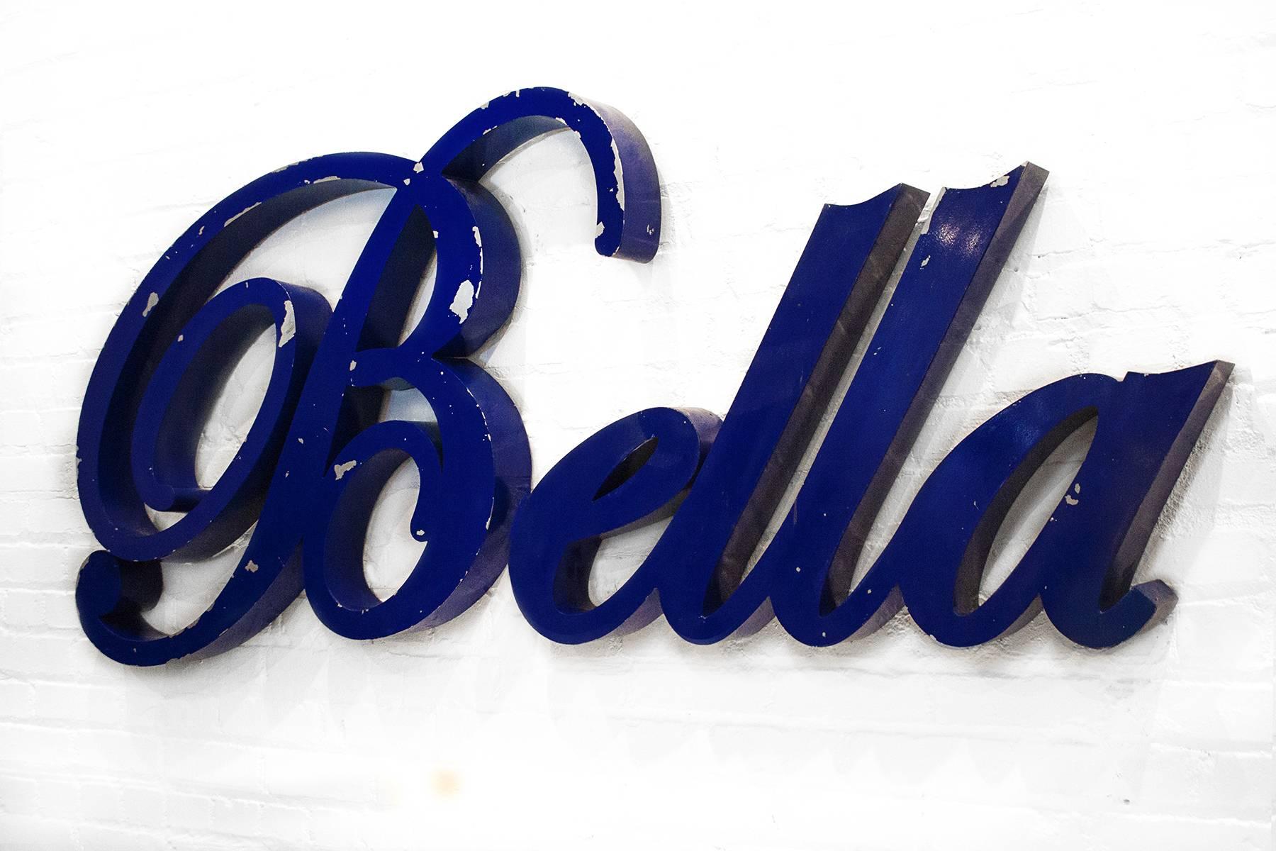 bella sign