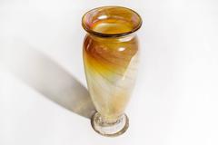 High Quallity Iridescent Gold Striped Fluted Vase