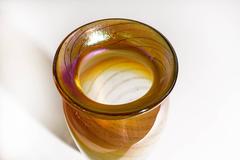High Quallity Iridescent Gold Striped Fluted Vase